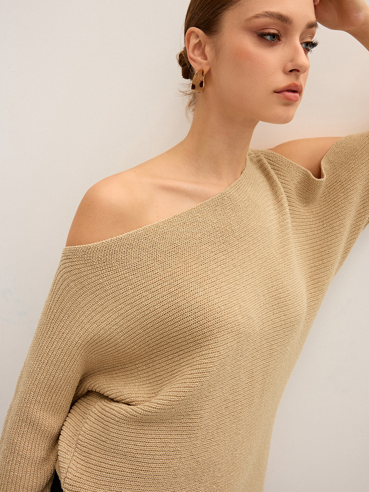 Asymmetric One-Shoulder Knitted Top-Massicos