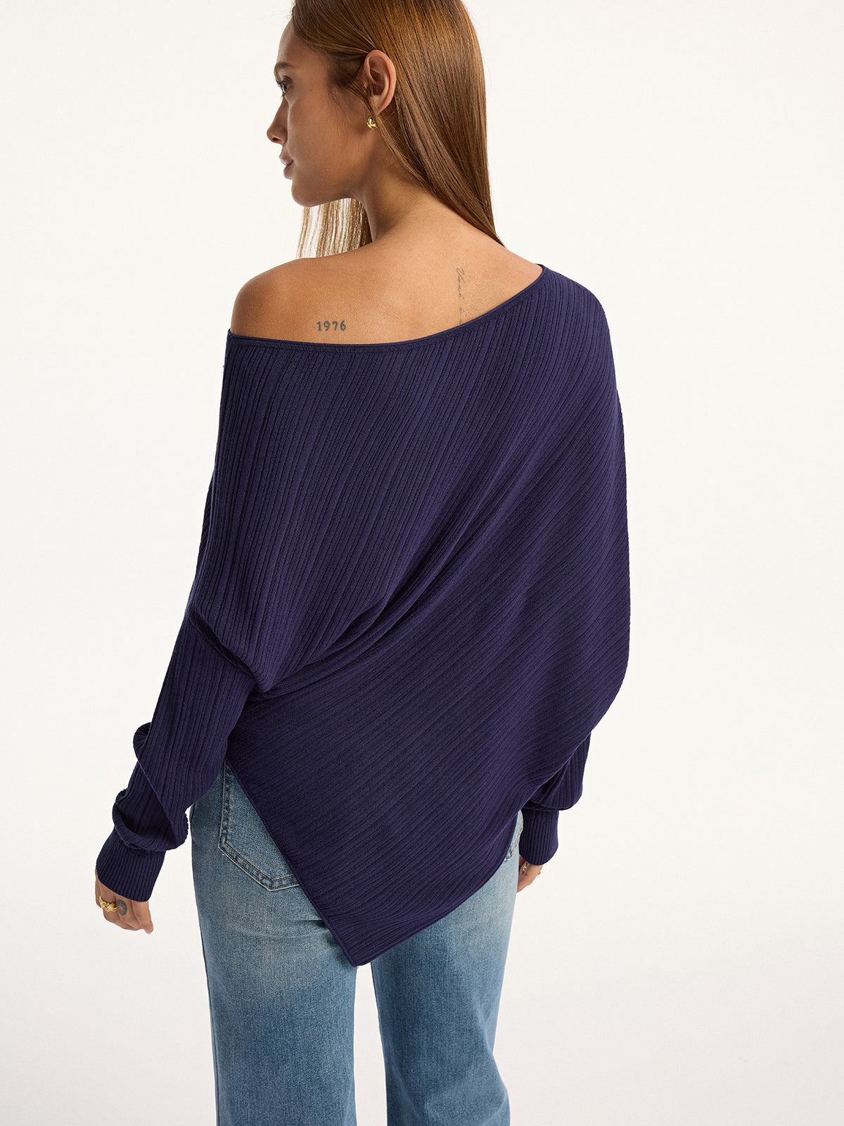 Textured Off-Shoulder Asymmetric Sweater-Massicos