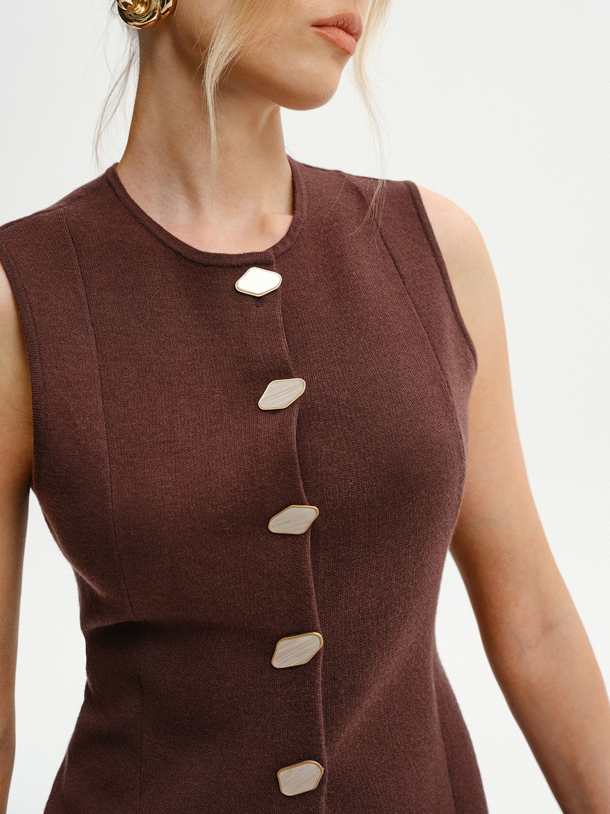 Wool-Blend Sleeveless Button Knit Cardigan-Massicos