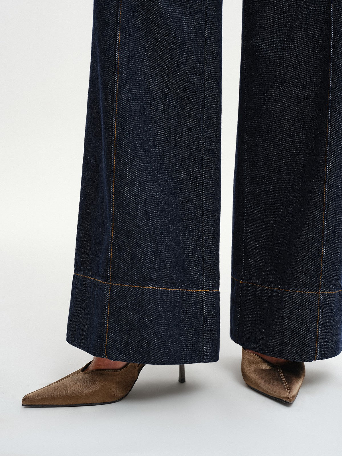 High-Waist Wide-Leg Denim Jeans-Massicos
