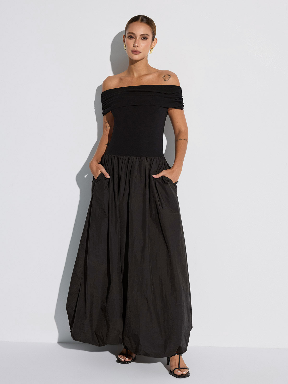 Off-Shoulder Pocket Maxi Dress-Massicos