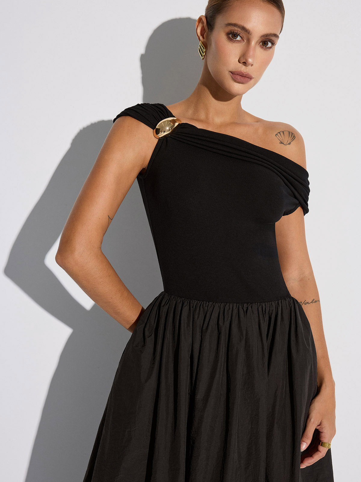 Off-Shoulder Pocket Maxi Dress-Massicos