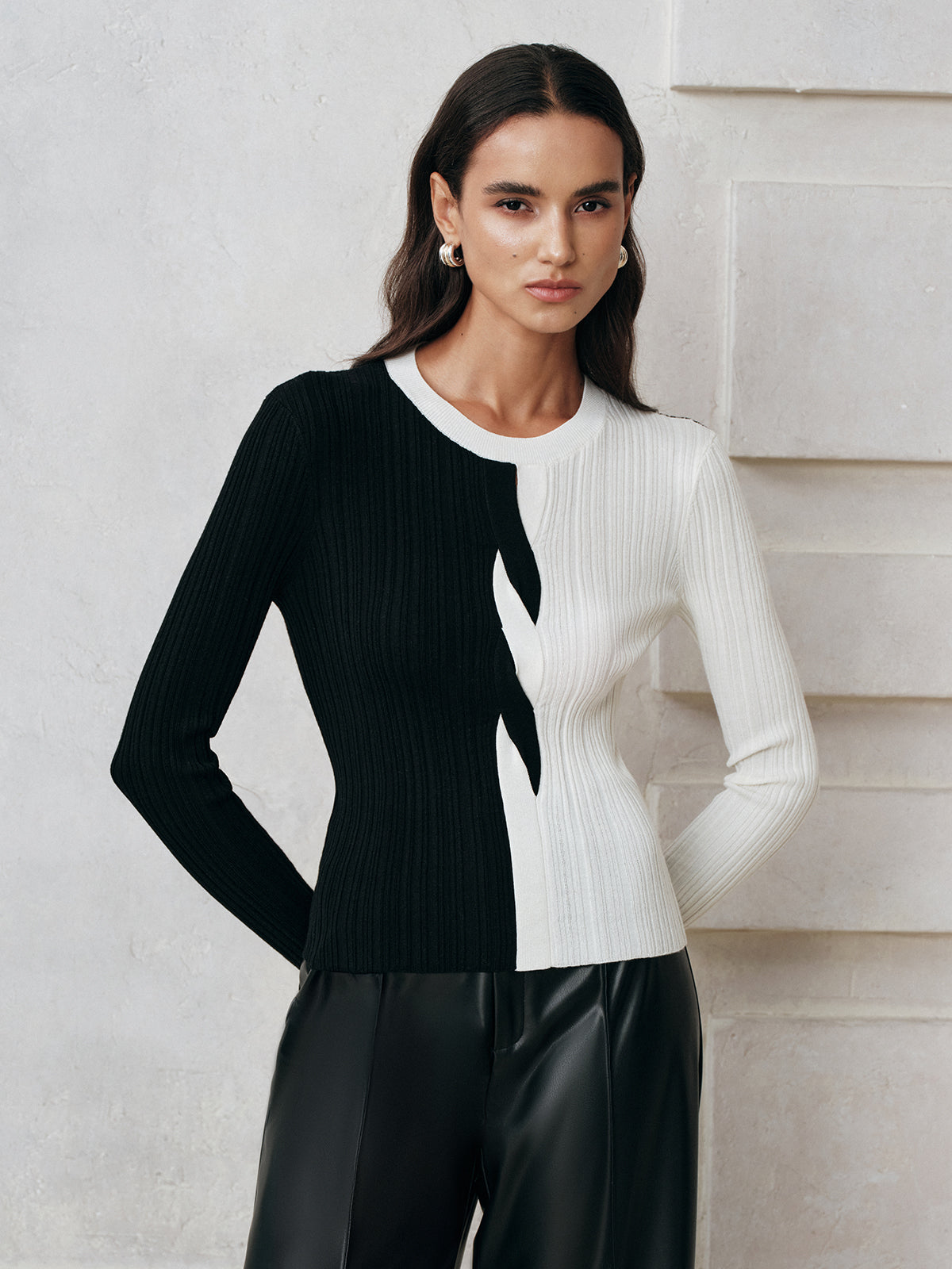 Asymmetric Color-Block Ribbed Sweater-Massicos