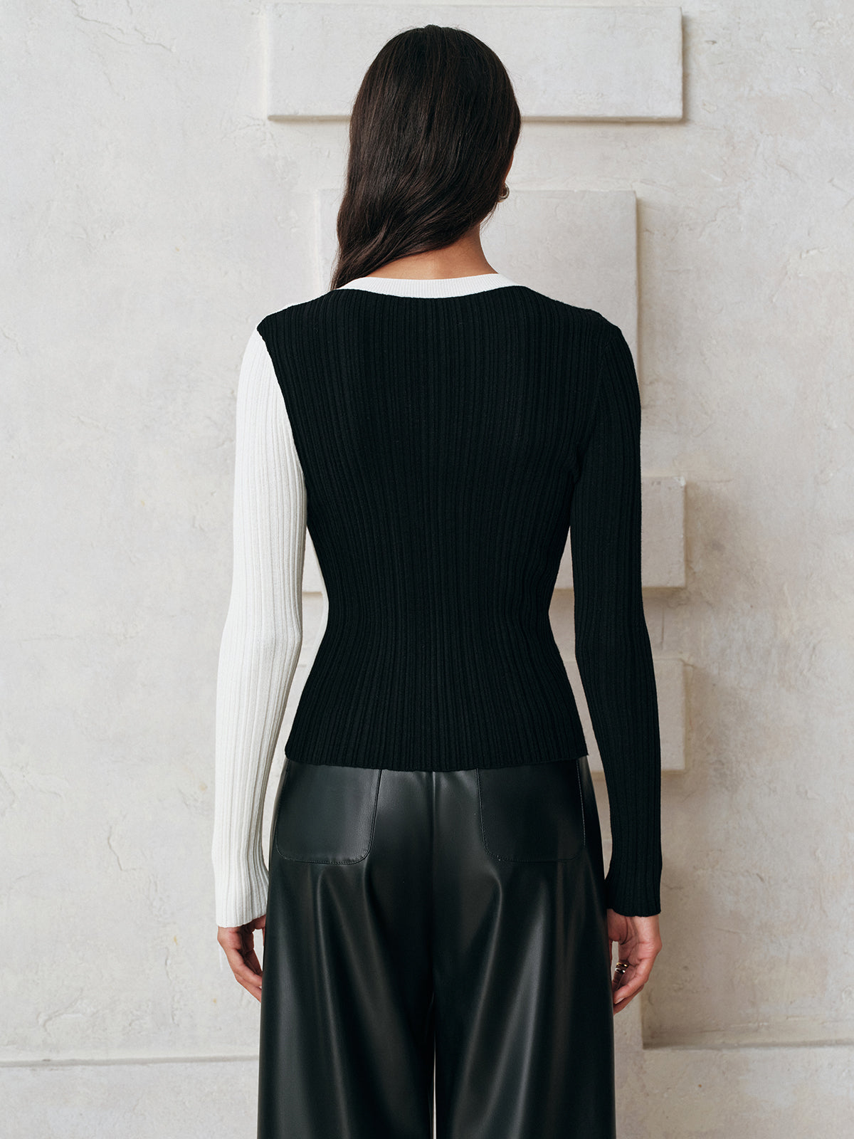 Asymmetric Color-Block Ribbed Sweater-Massicos