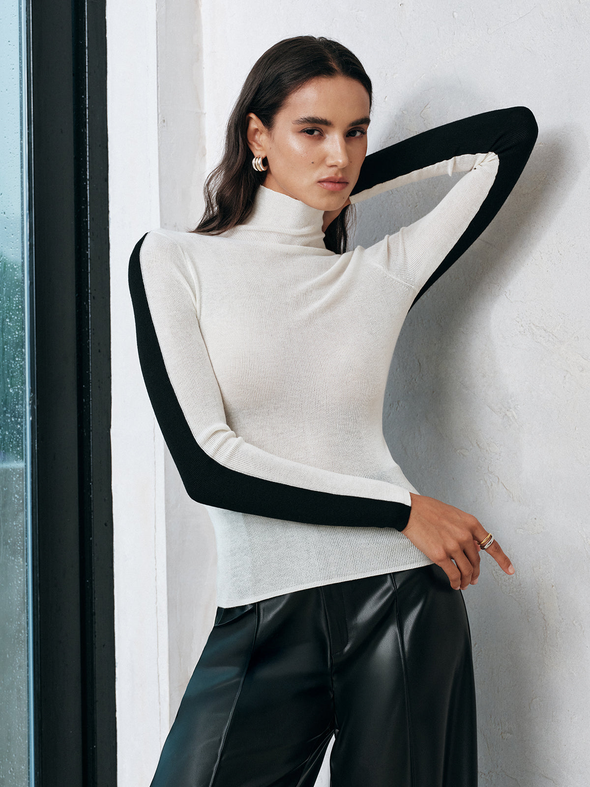 Color-Block Wool Blend Turtleneck Knit Top-Massicos
