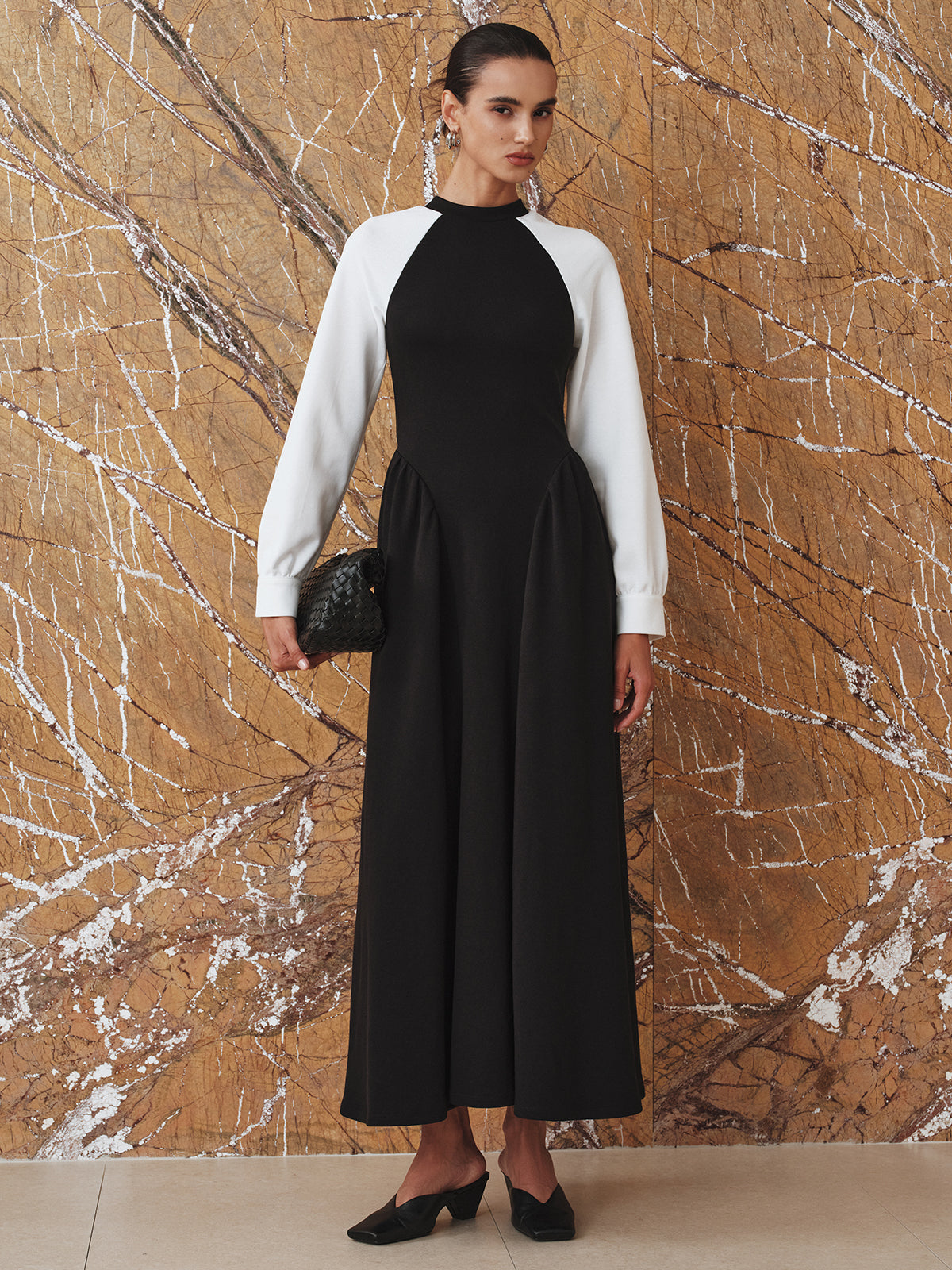 Contrast-Sleeve Pleated Midi Dress-Massicos