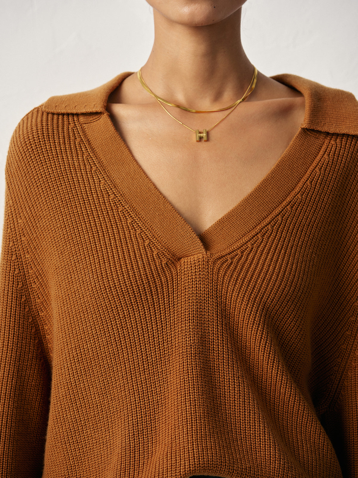 Wool Blend Polo Collar V-Neck Sweater-Massicos