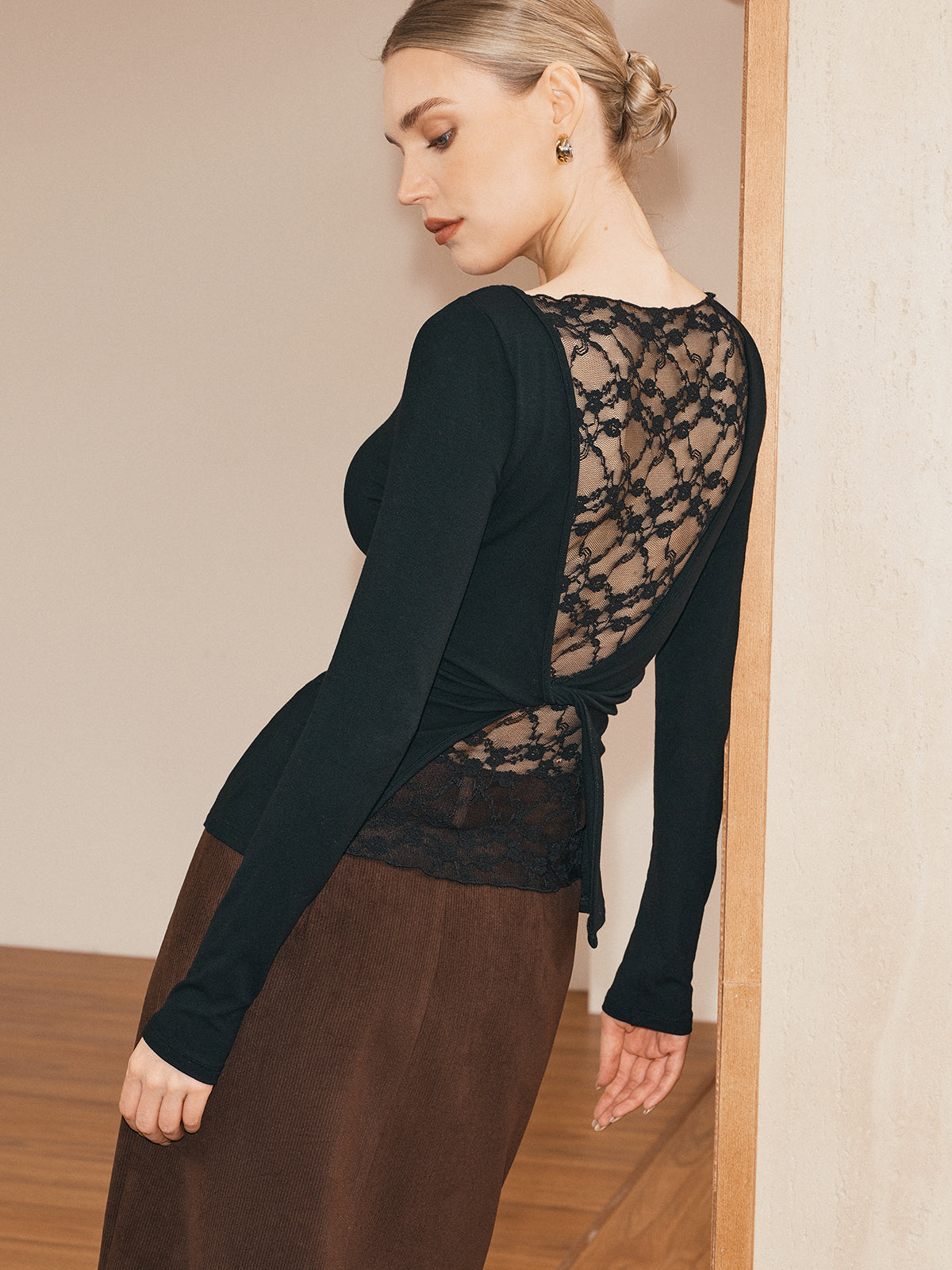 Sheer Lace Back Long Sleeve T-Shirt-Massicos