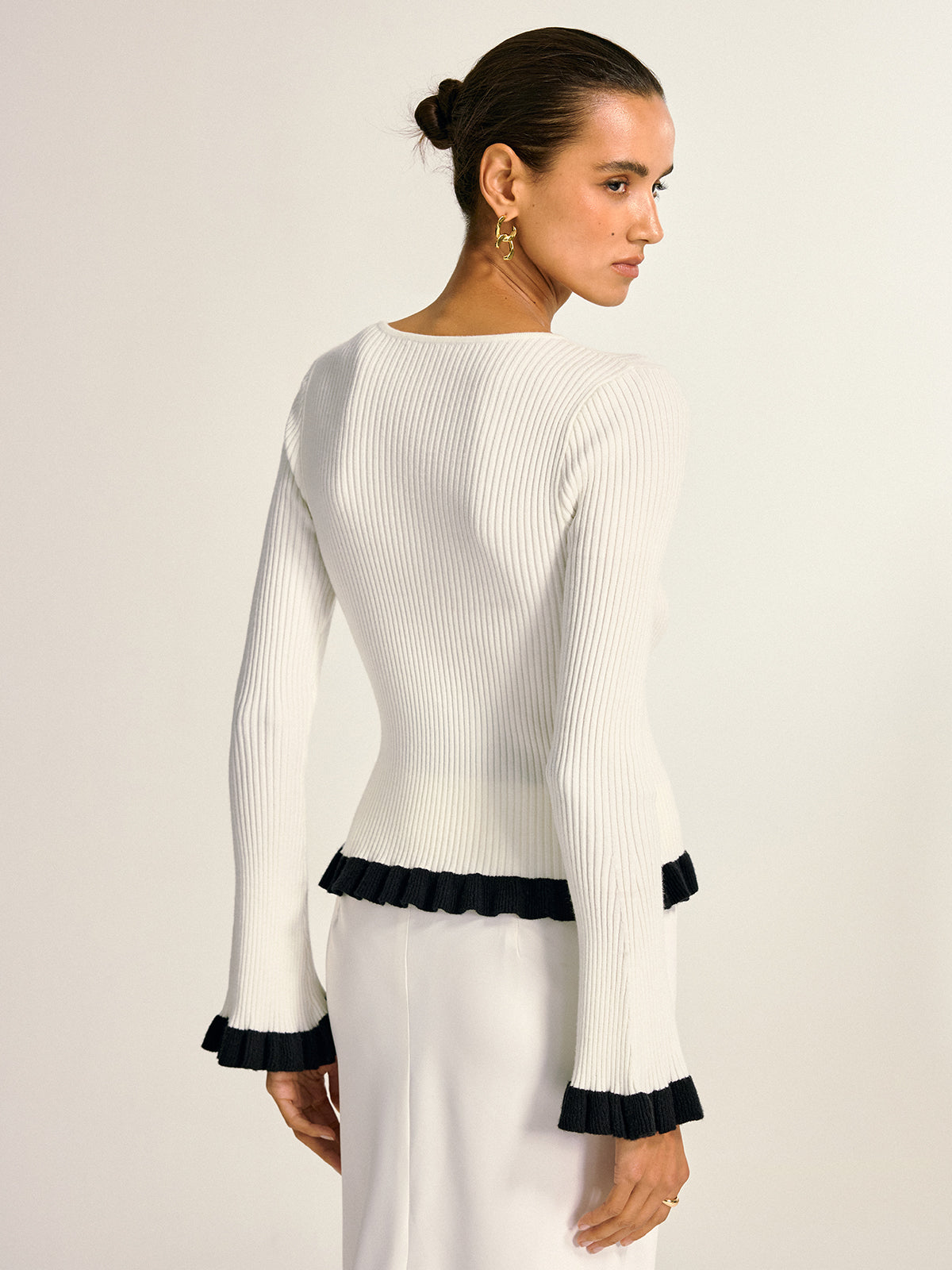 Contrast Ruffle Trim Cut-Out Knit Top-Massicos