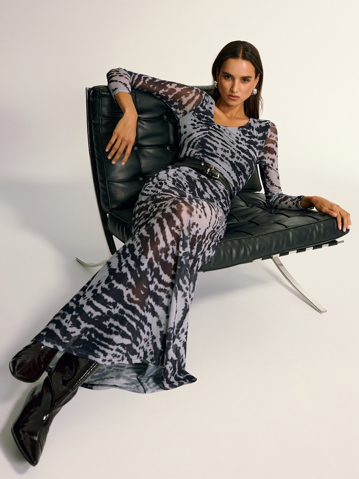 Long Sleeve Ruched Abstract Print Dress-Massicos