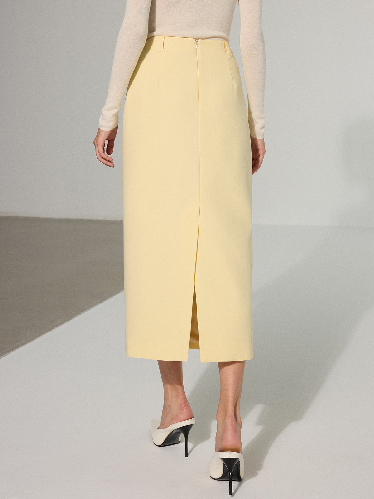 Decor Pocket Back Slit Midi Skirt-Massicos