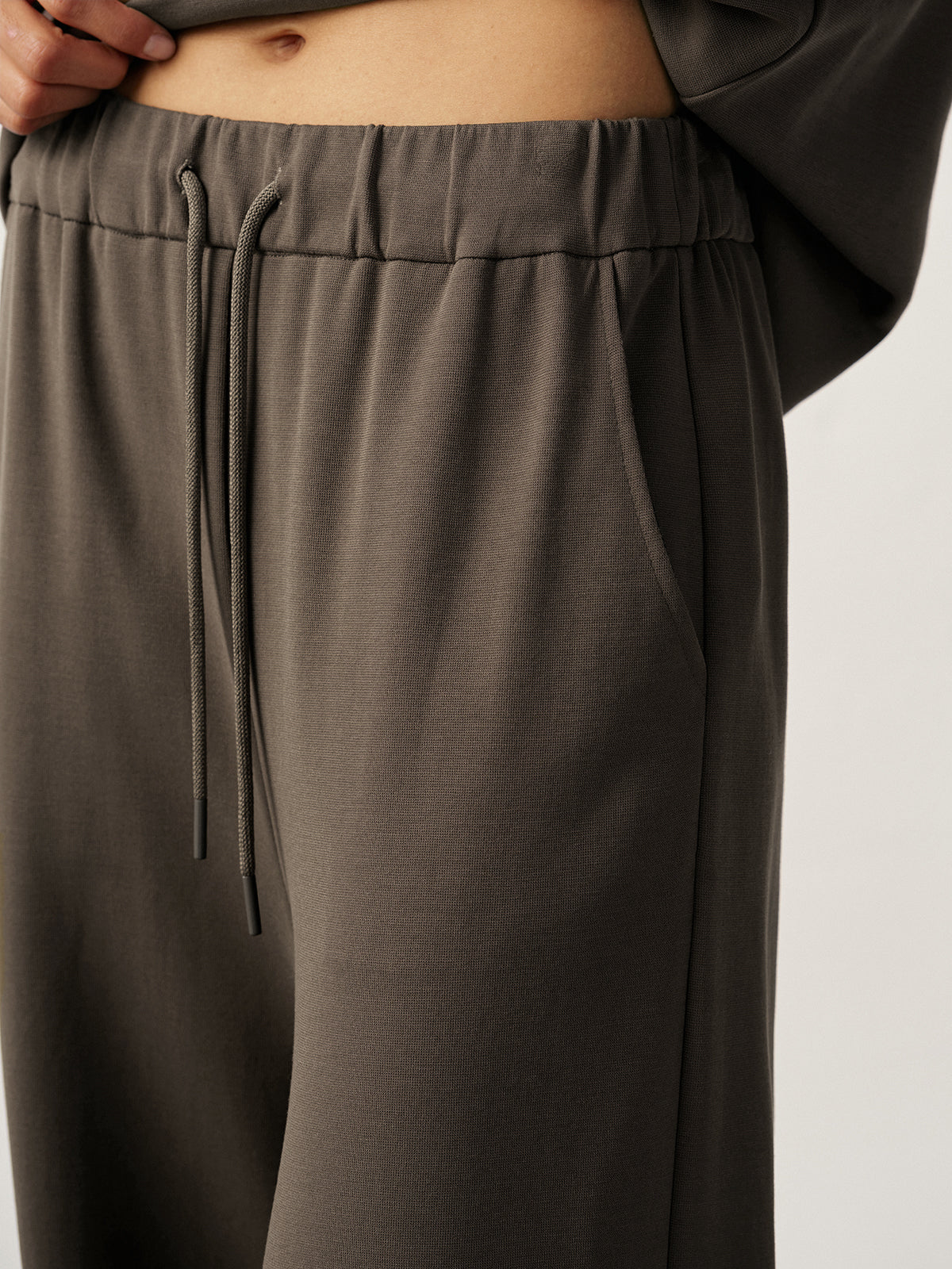 Mid-Waist Drawstring Sweatpants-Massicos