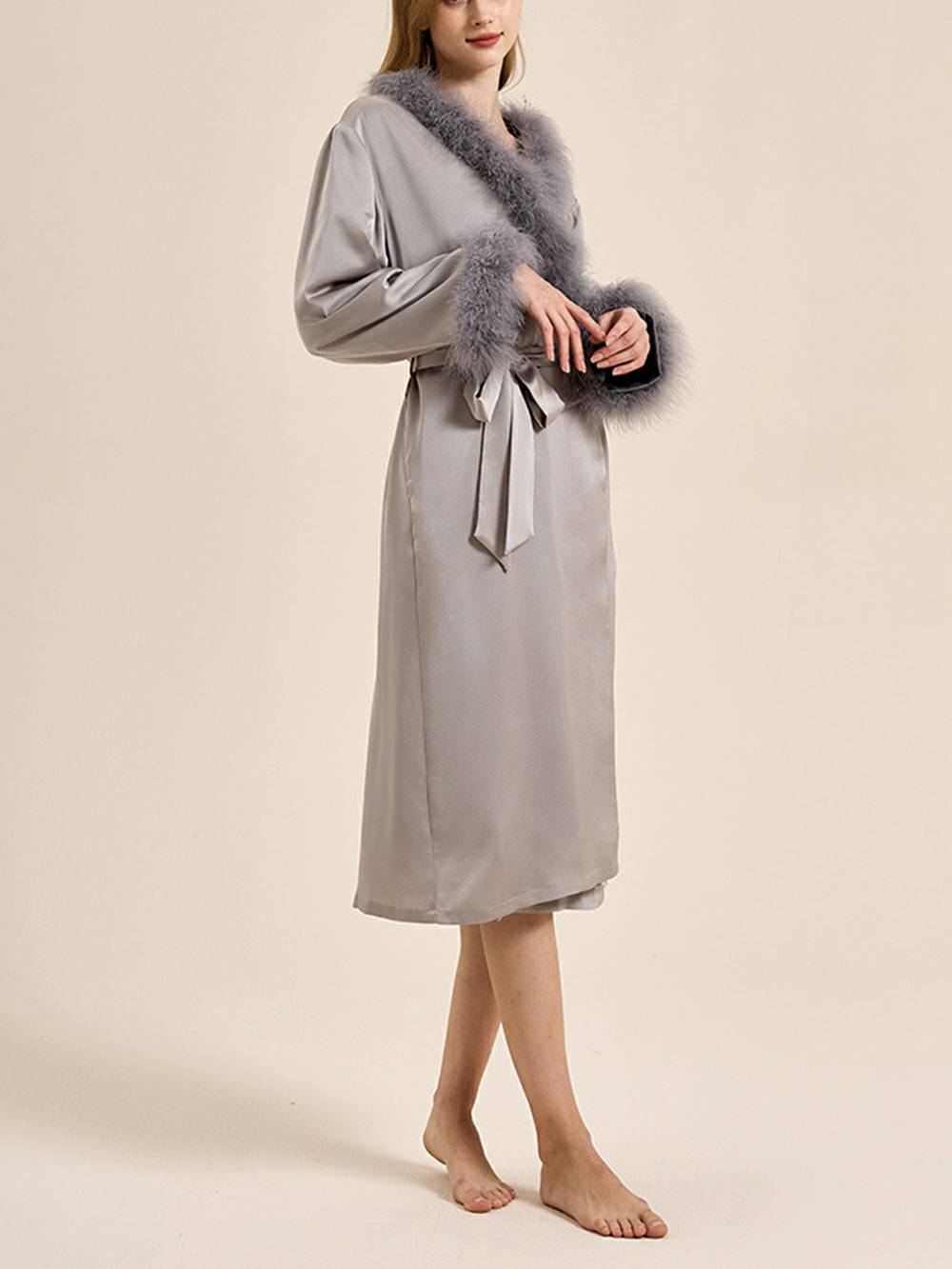 Bettie Page Lilac Feather Robe-Massicos