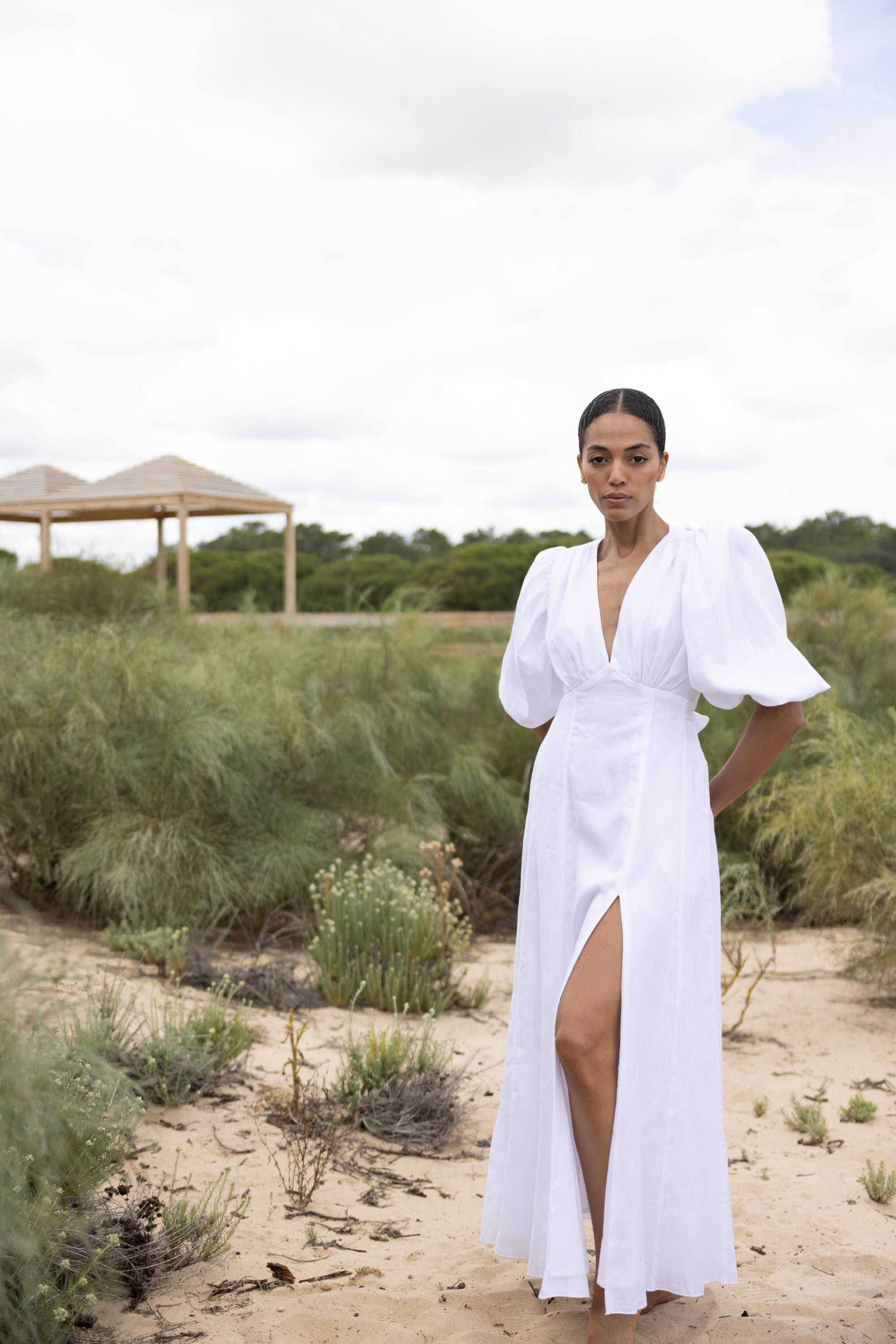 Chic and simple V-neck halter dress-Massicos
