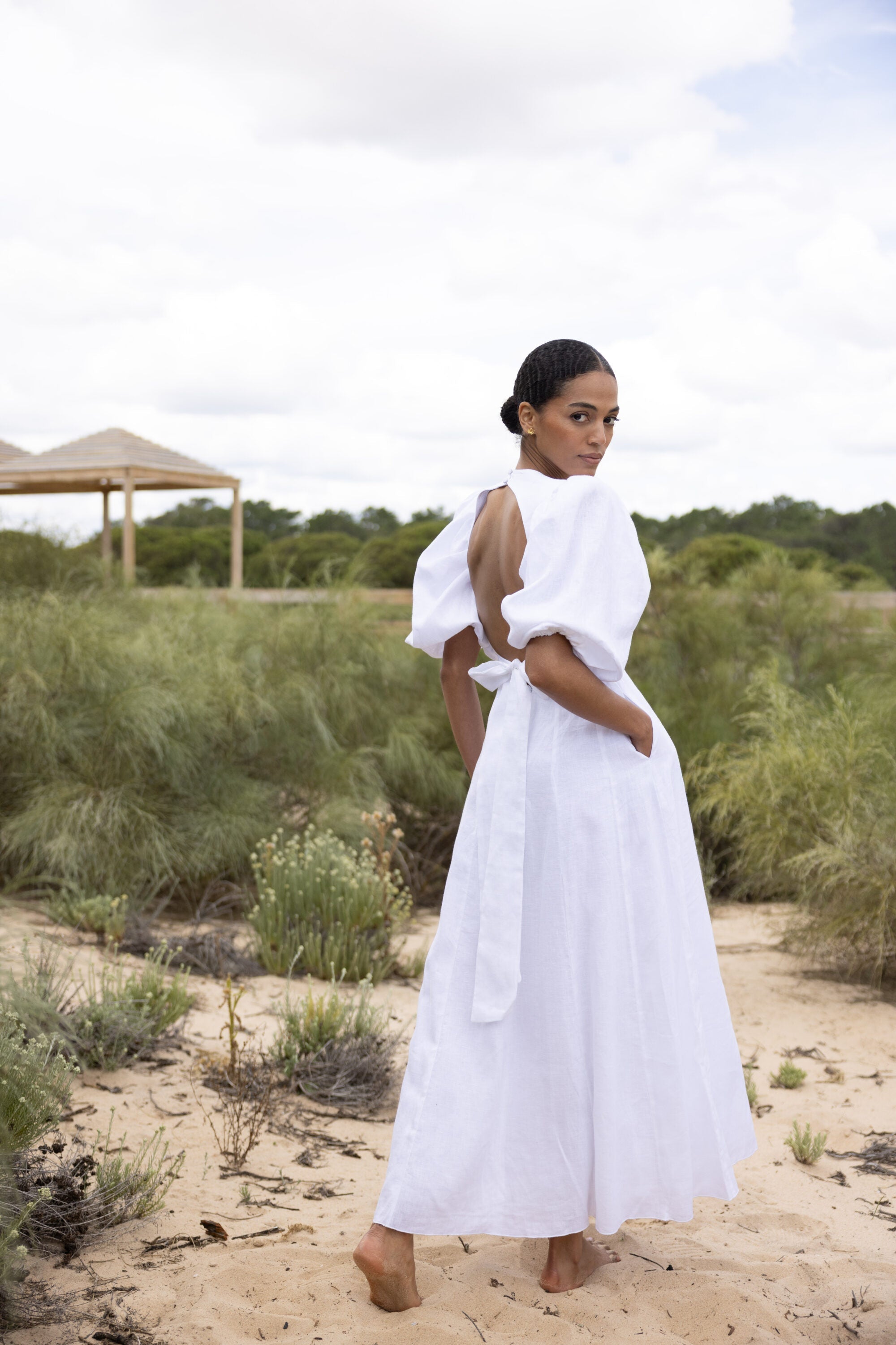 Chic and simple V-neck halter dress-Massicos