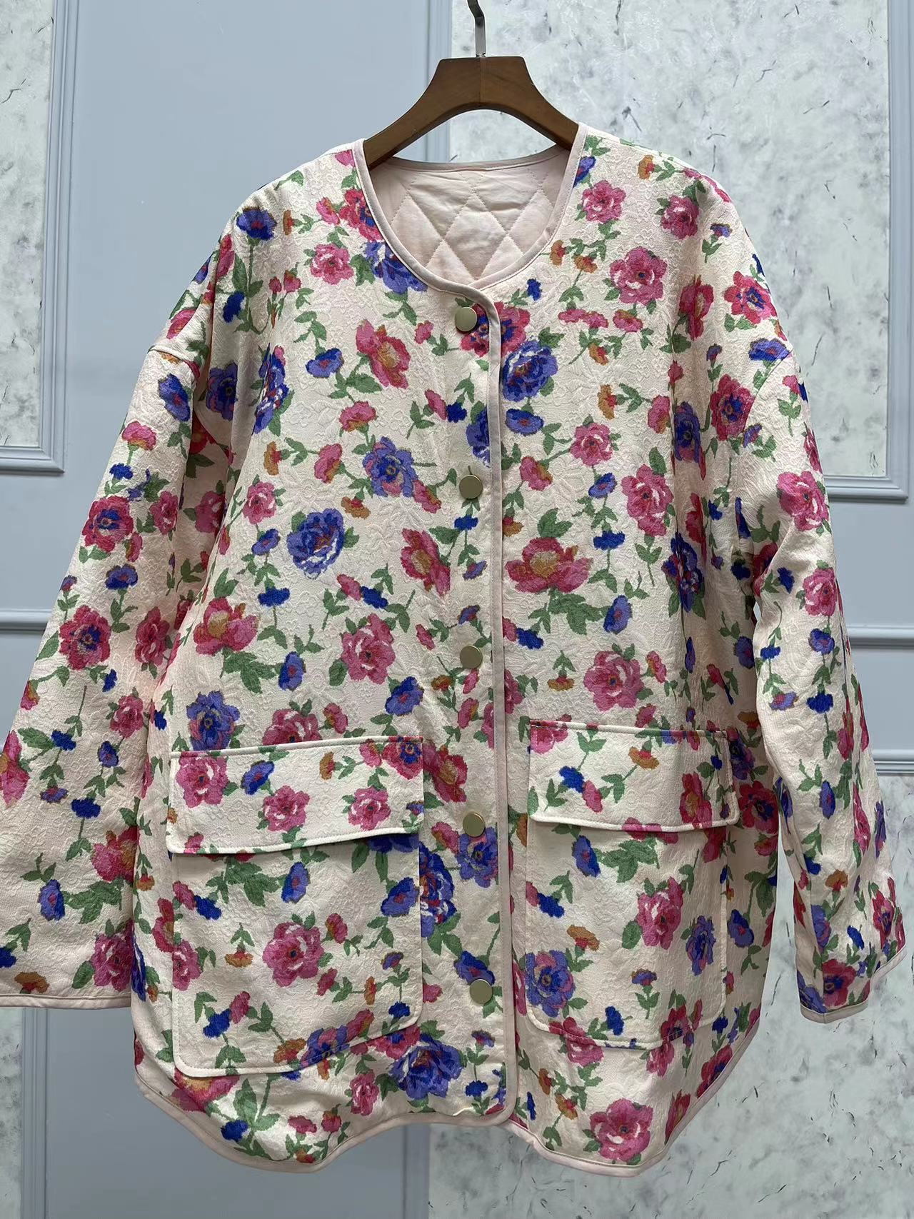 Floral Print Embossed Pockets Cotton Jacket-Massicos