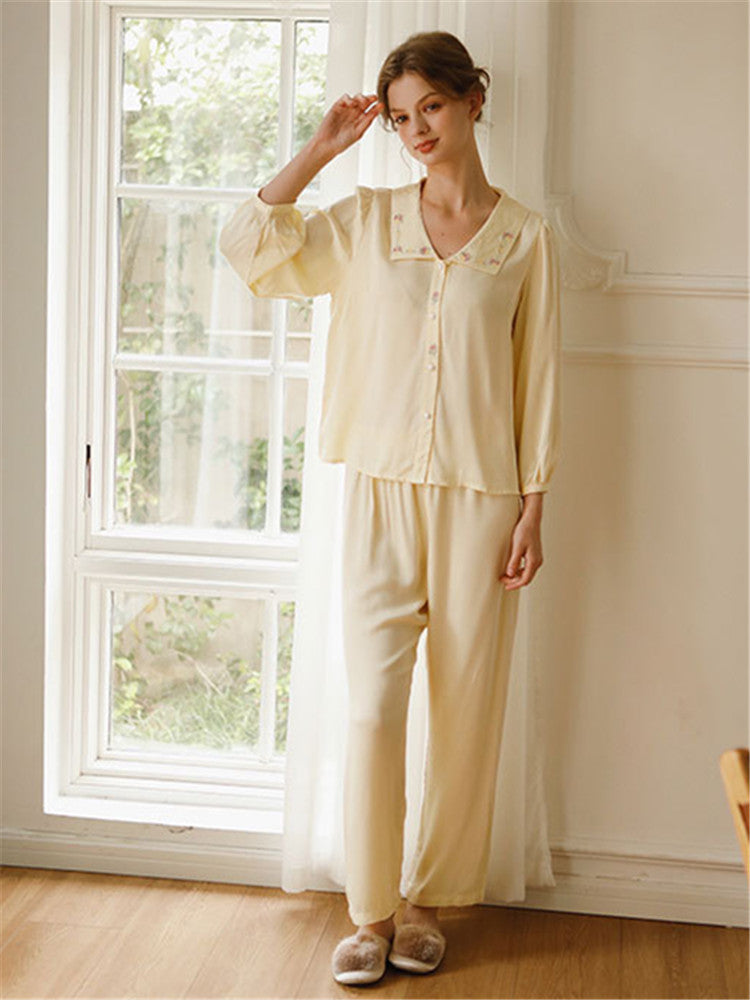Satin Rose Embroidery Sleepwear Set-Massicos