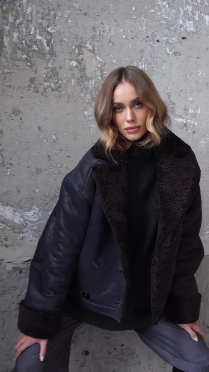 Shearling fur cropped jacket-Massicos