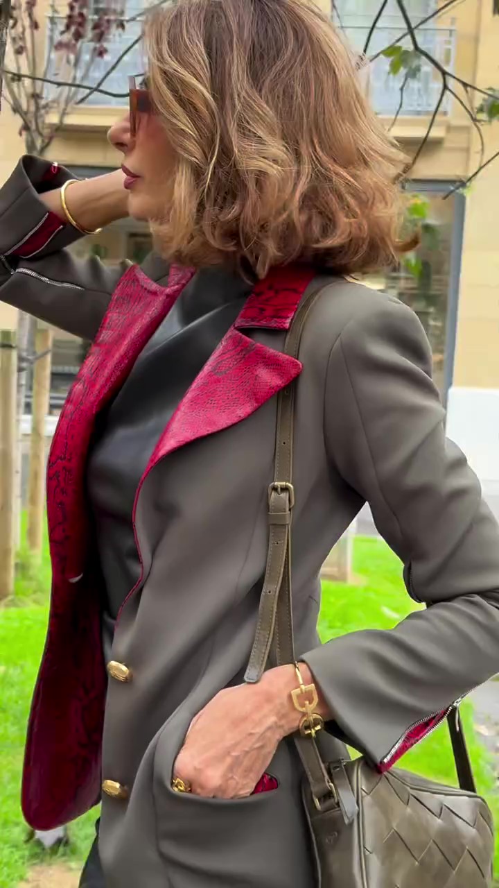 Trafni casual embroidered jacket-Massicos