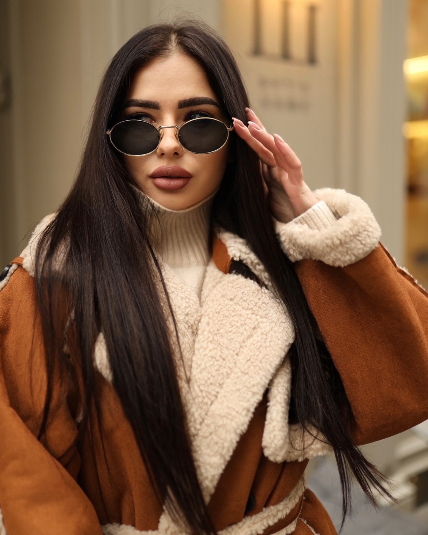 Designer brown oversized fur-Massicos