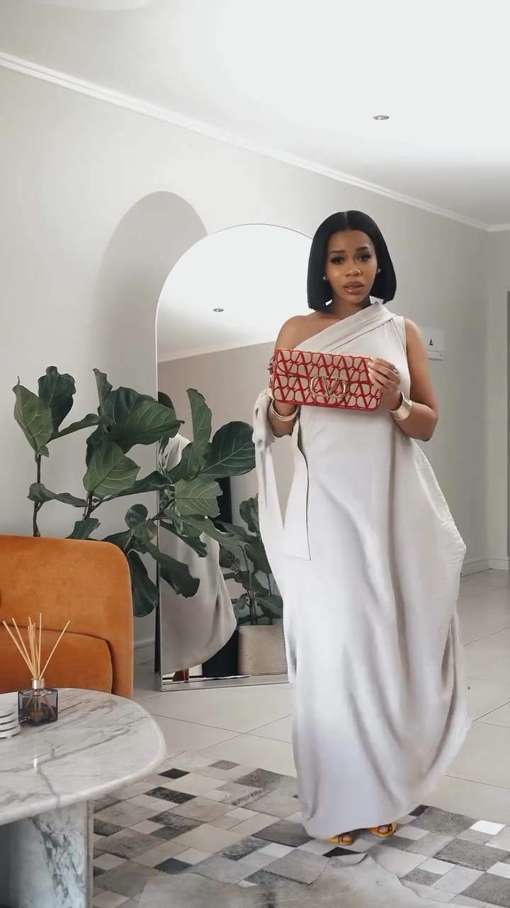 Chic irregular robe-ROVOLE