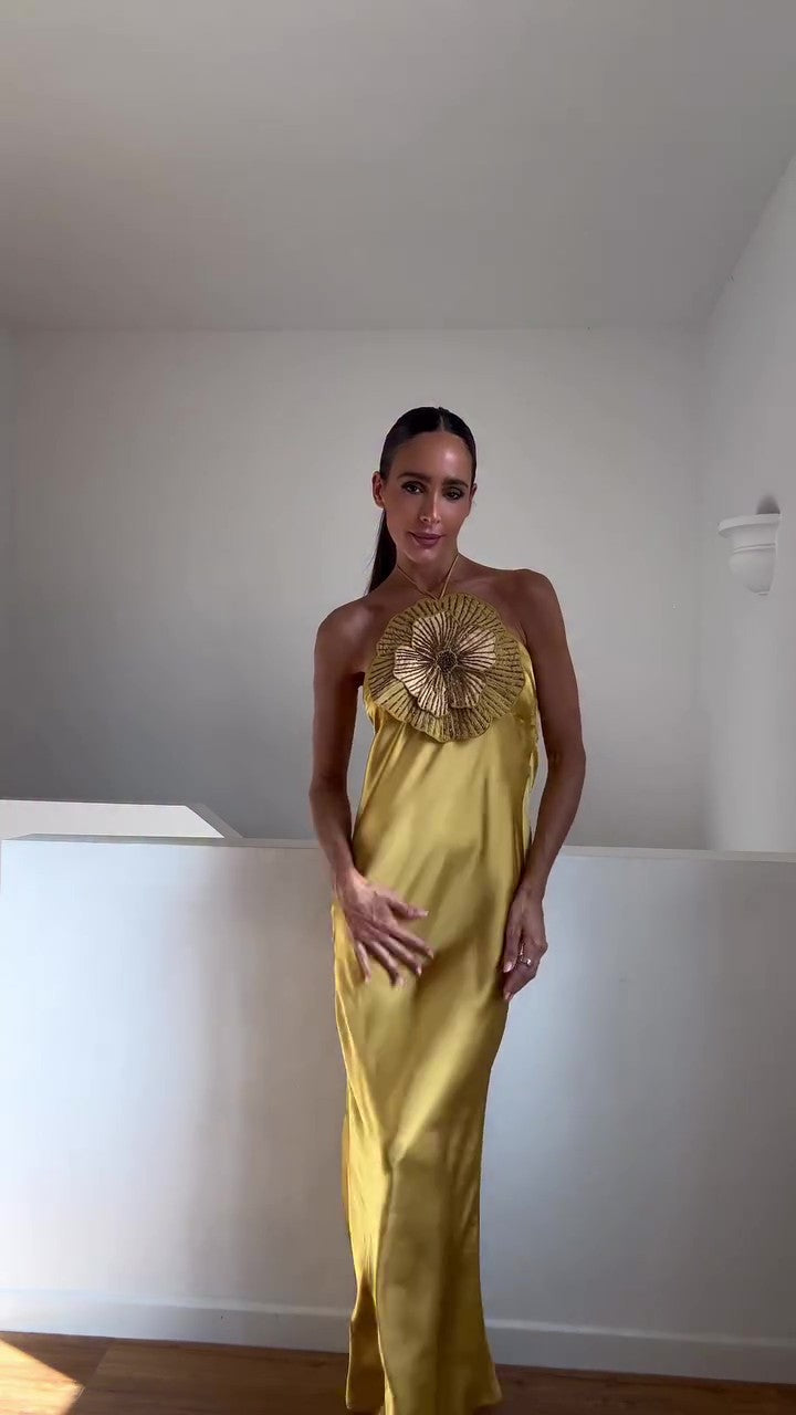 Embroidered flower halterneck maxi dress-Massicos