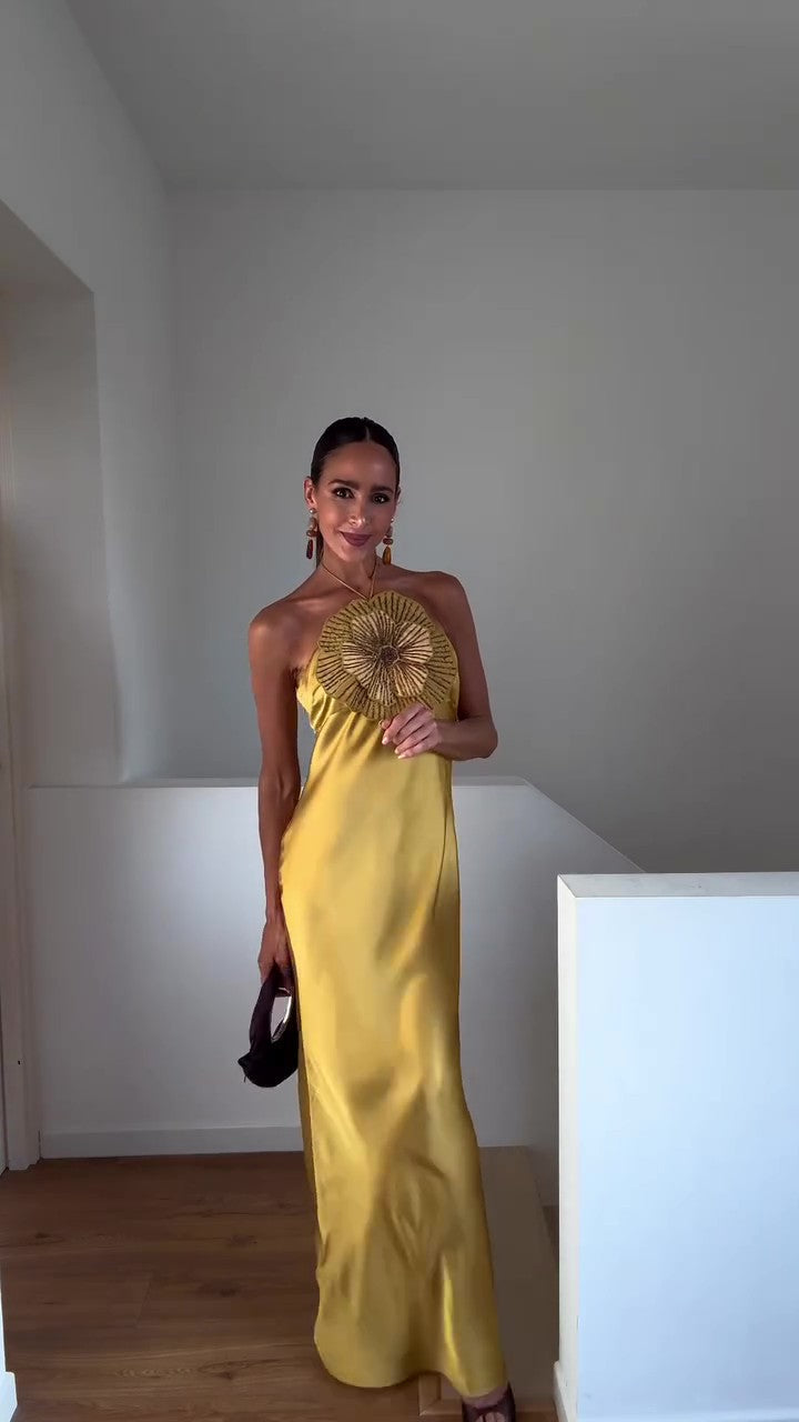 Embroidered flower halterneck maxi dress-Massicos