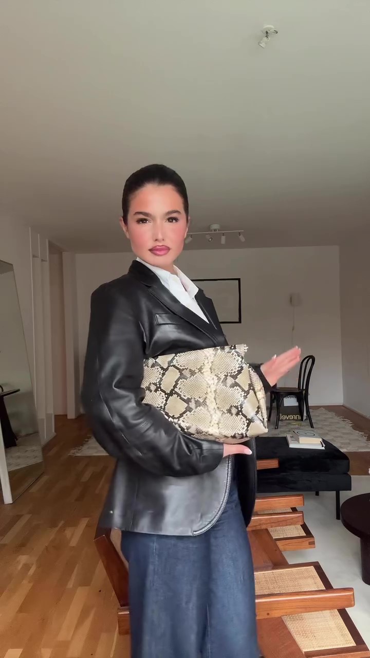 Designer leather blazer-Massicos