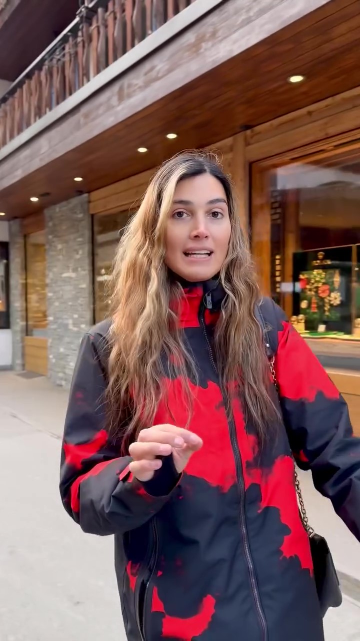 Windproof and waterproof printed jacket