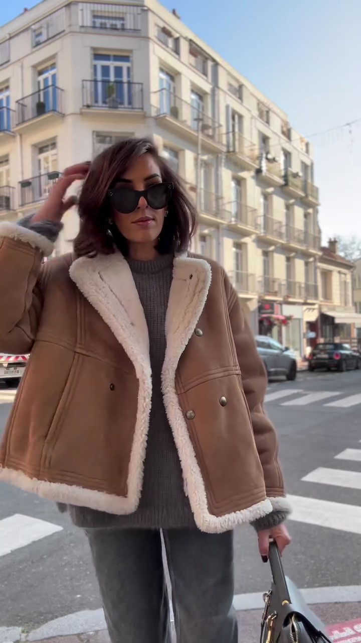 Designer shearling fur cropped jacket-Massicos