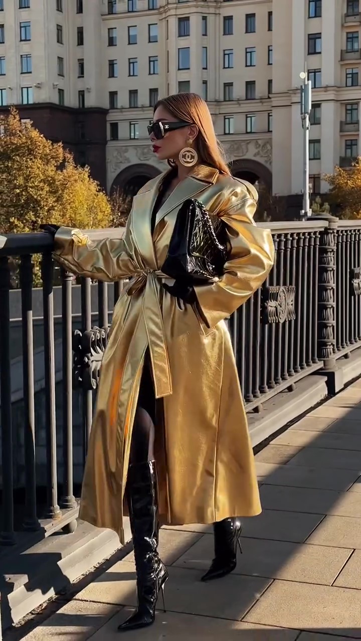 Designer gold leather coat-Massicos