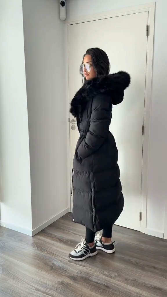 Black belted down jacket-Massicos