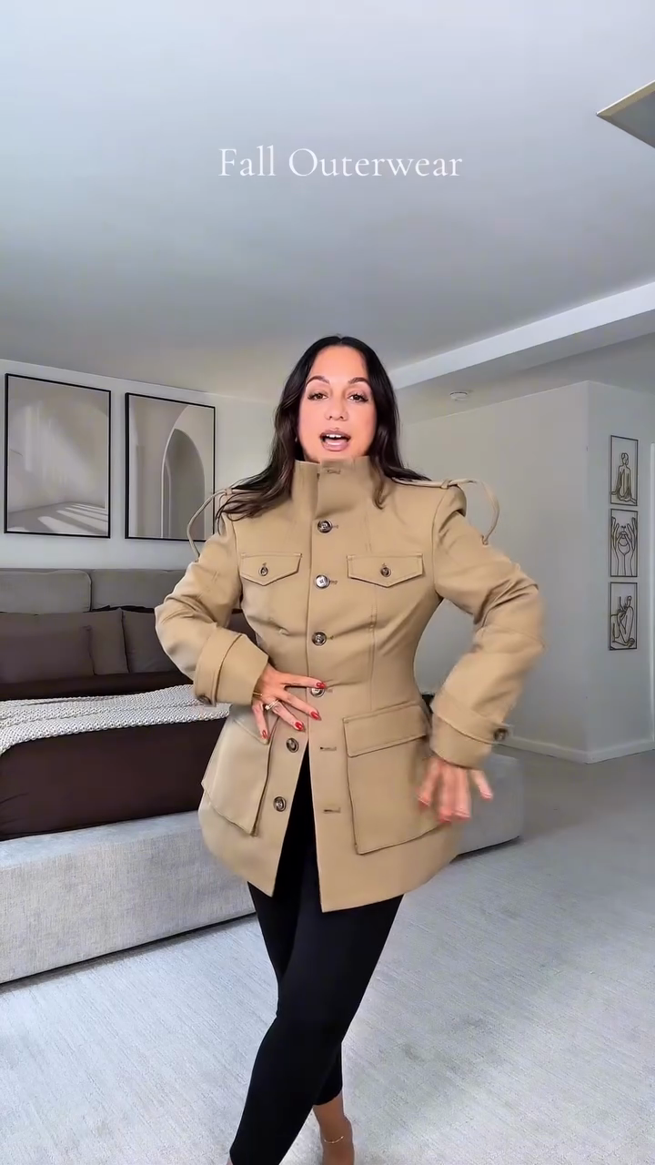 an Utility - Style Fall Coat-Massicos