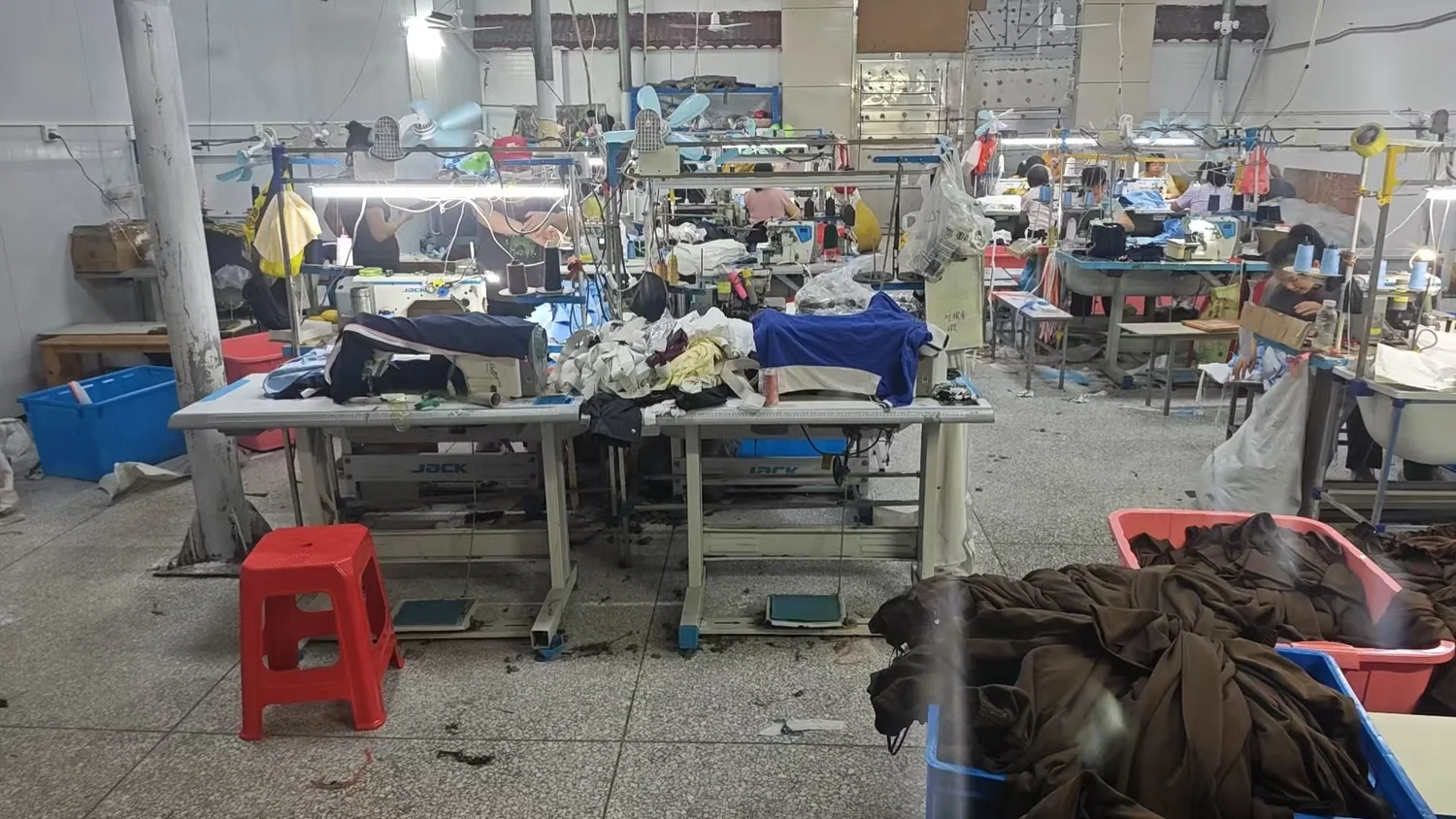 Foshan garment production floor