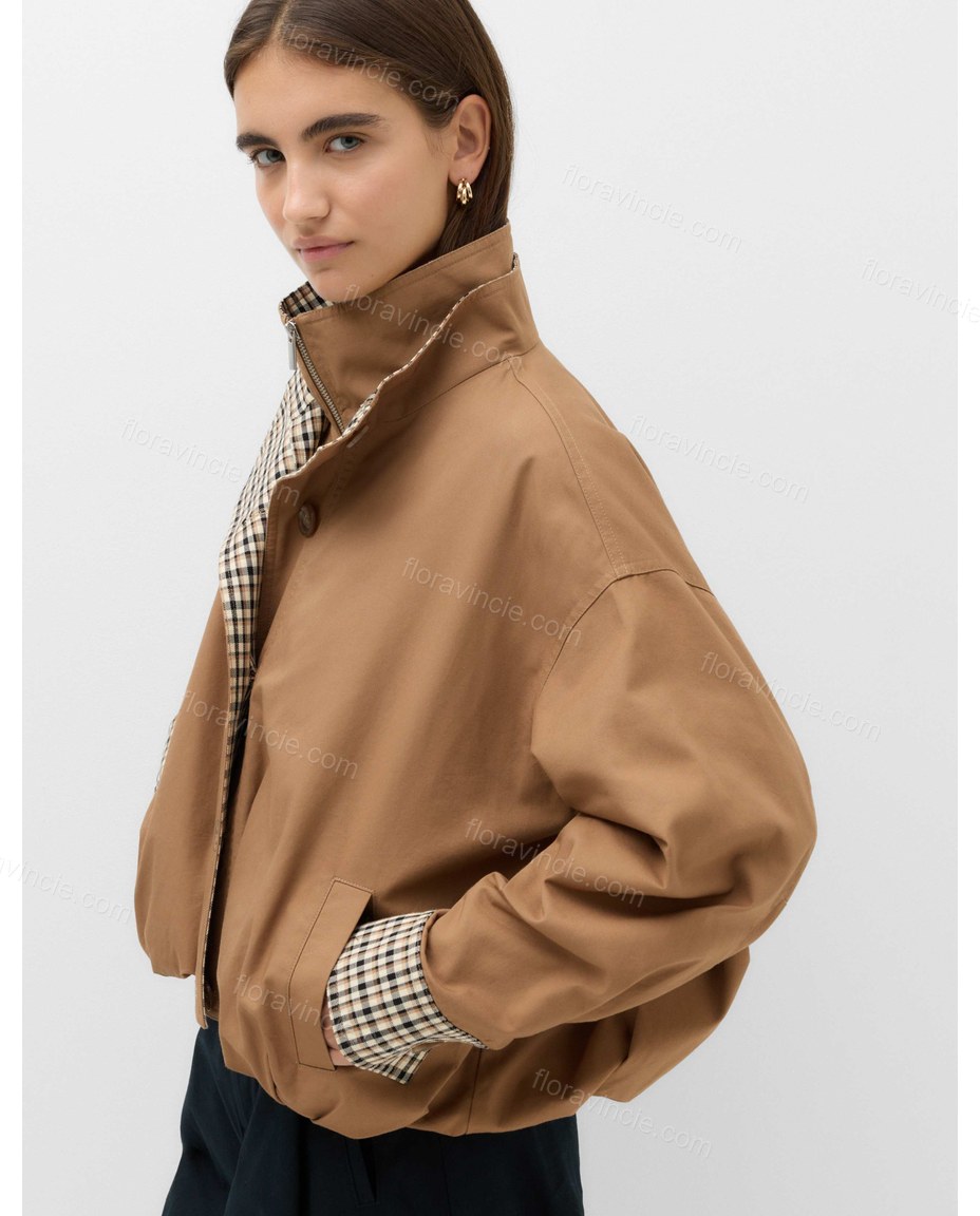 Brown Elevated Textured Jacket Brown Jacket with Utility silhouette and Textured texture, lifestyle scene image for City Layering, an early-evening outing, Fall late-summer city plans and early-fall occasions, Euro Chic Premium by Floravincie