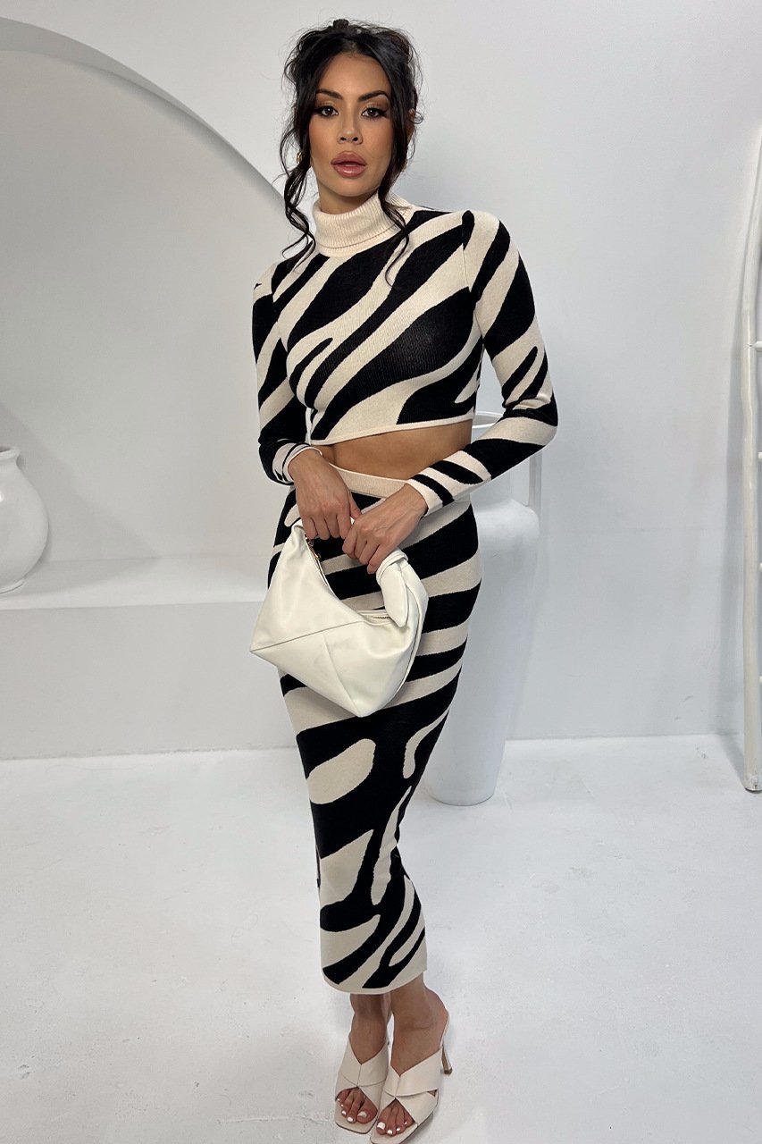 Lena Zebra Print Knit Set-ROVOLE