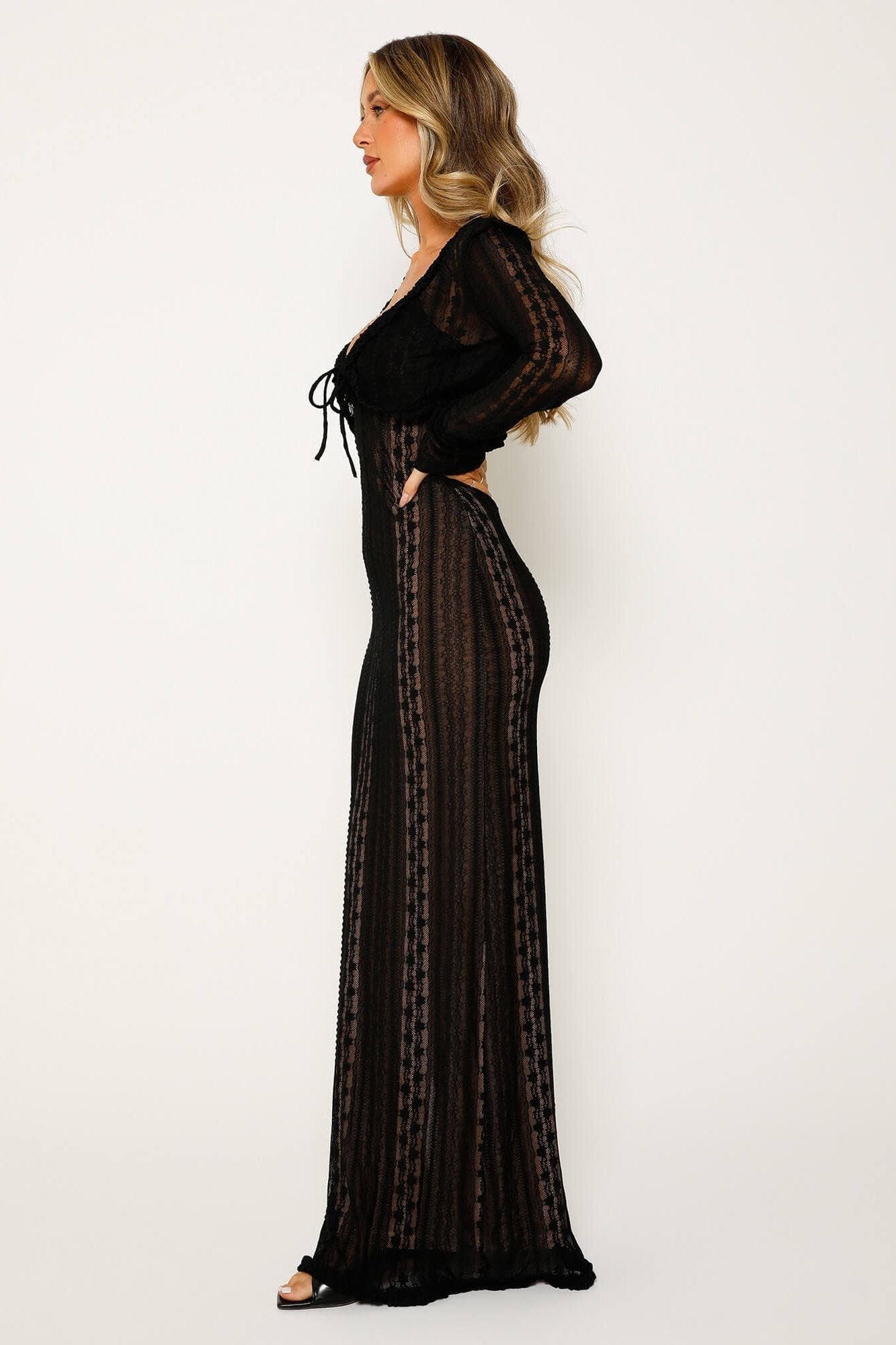 Melinda V-Neck Lace Set-ROVOLE