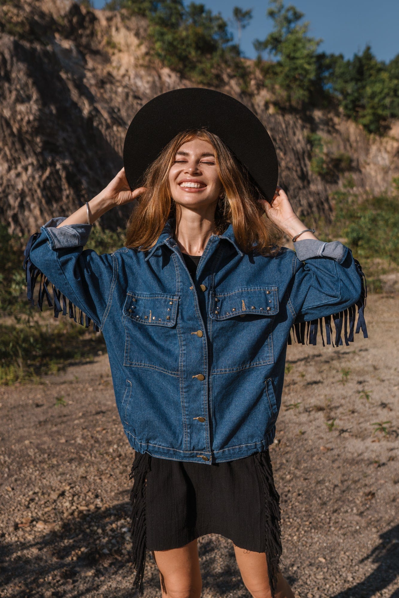 Floral Embroidered Denim Jacket-Massicos