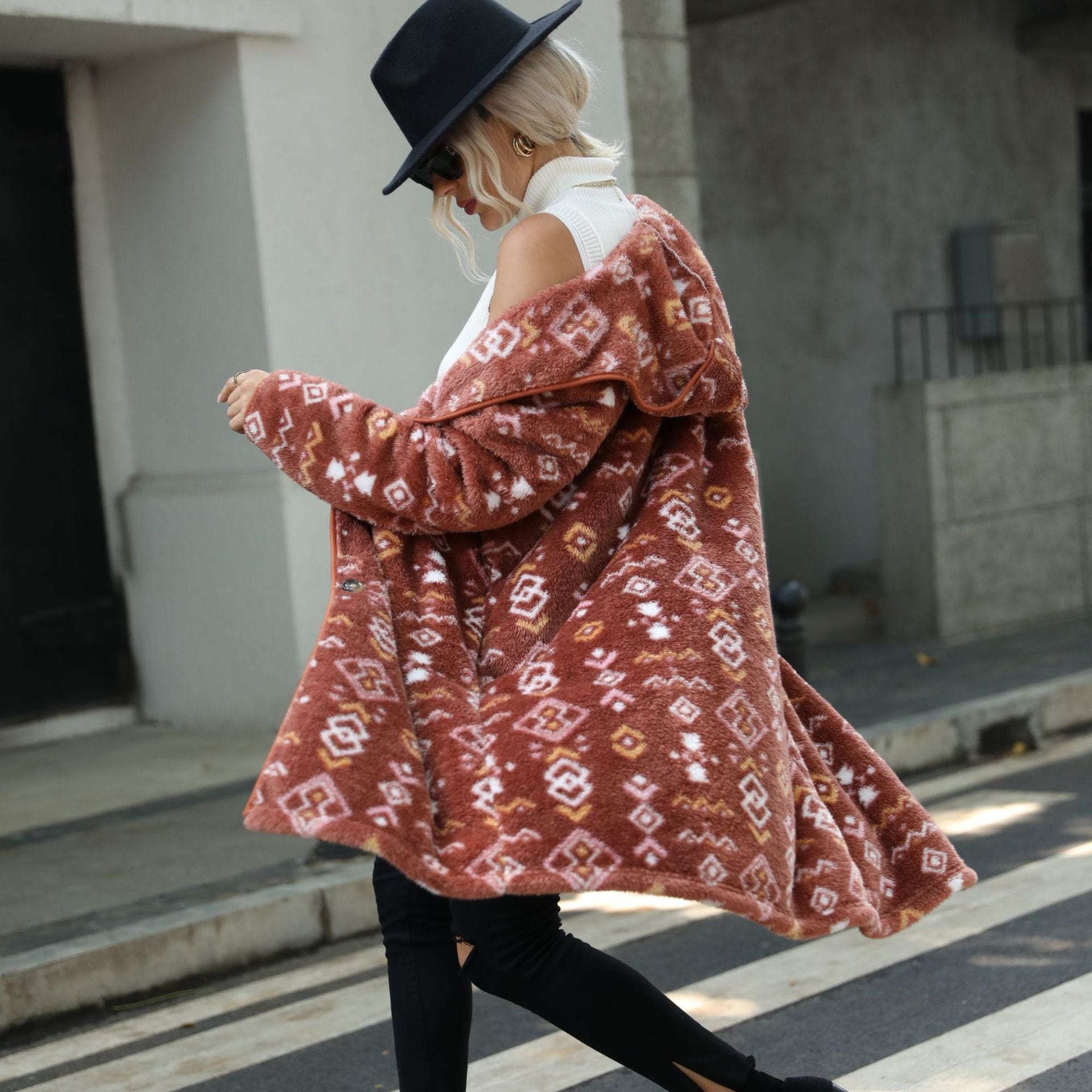 Emilie Geometric Plush Coat-Massicos