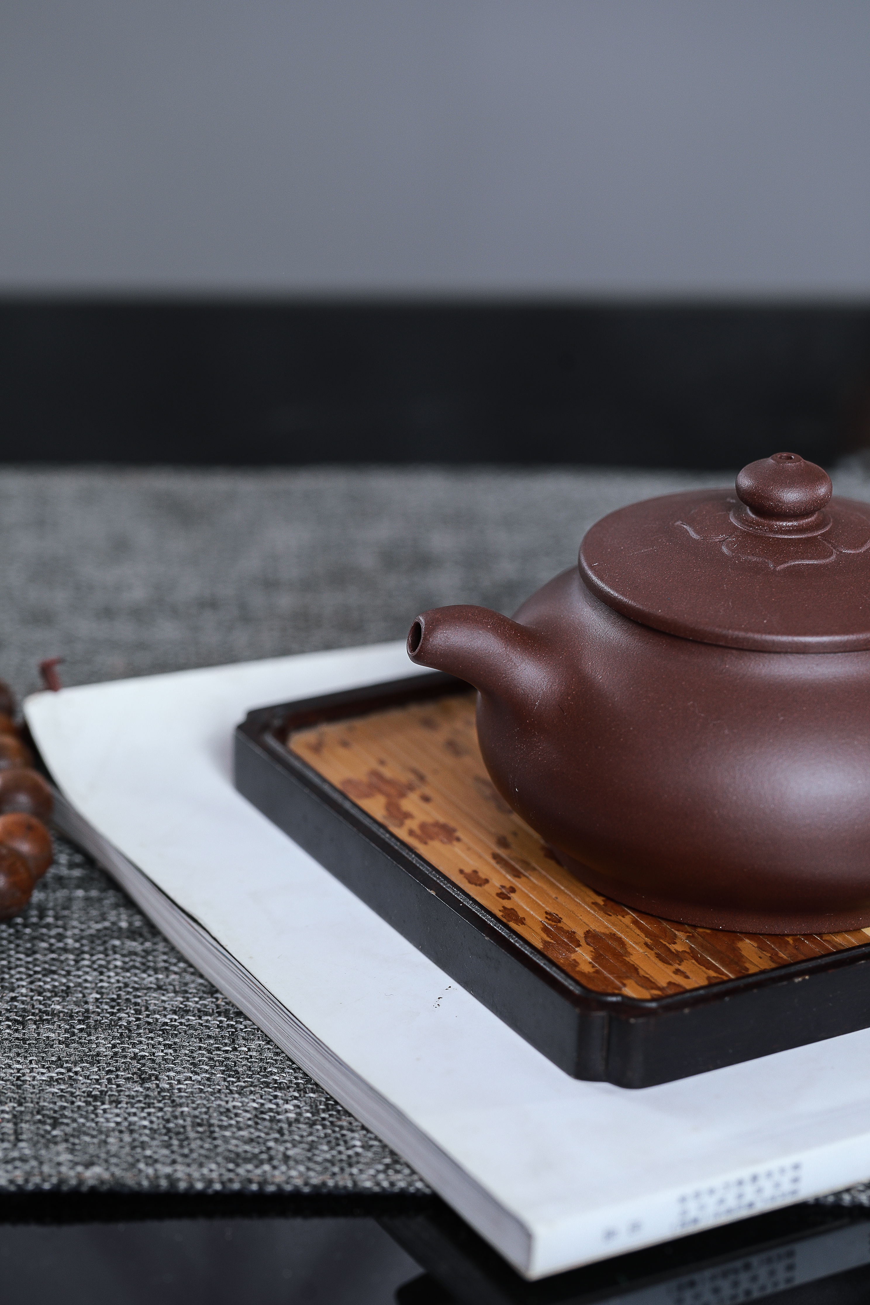 大菱潘宜兴原矿紫砂壶宜兴丁蜀镇本地紫泥泥料小林手工制作300CC Da Ling Pan Yixing Original Ore Purple Clay Teapot, Yixing Dingshu Town Local Purple Clay Material, Handmade by Xiao Lin, 300CC