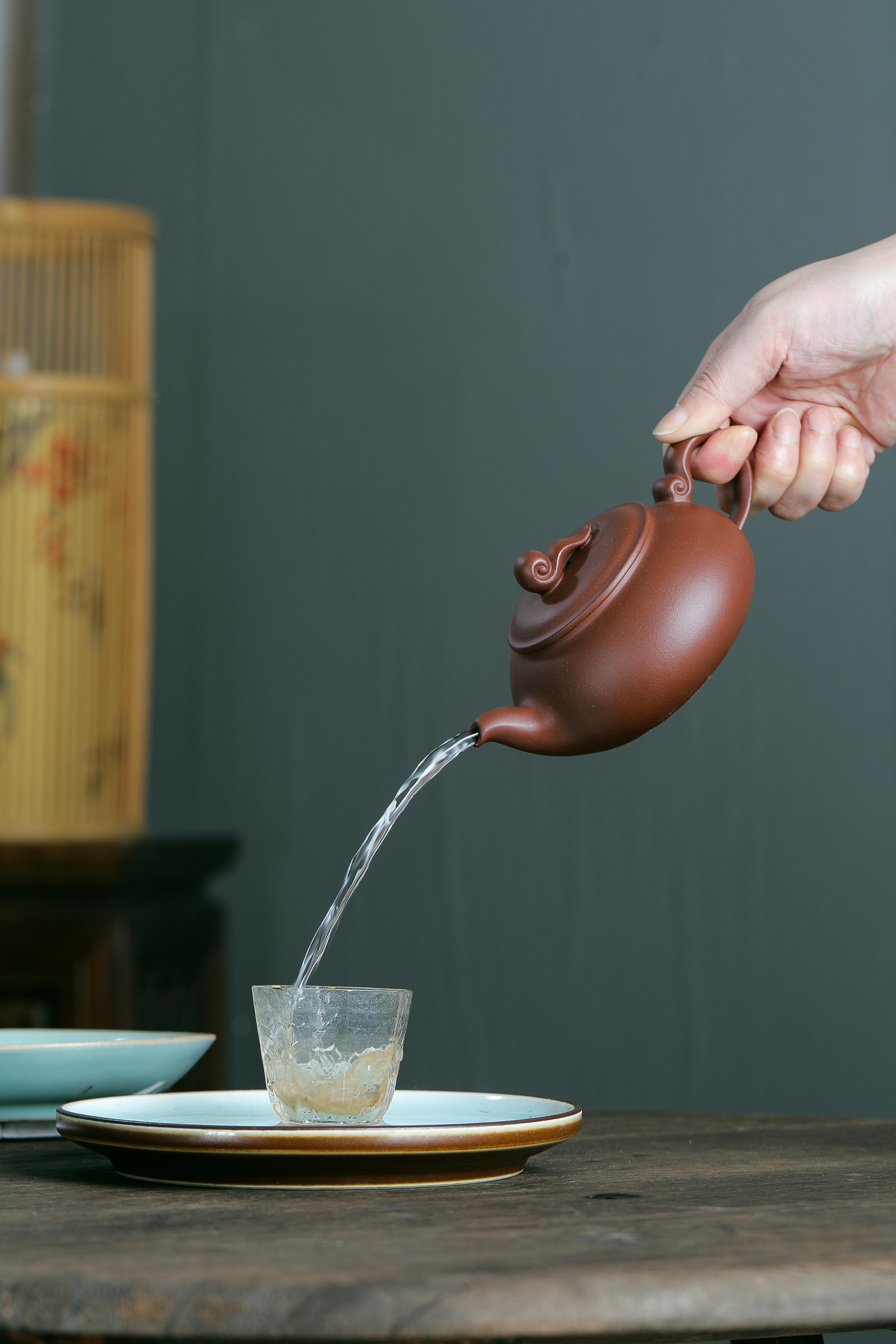 彩云追月宜兴原矿紫砂壶宜兴丁蜀镇本地底槽清泥料小林手工制作260CC Caiyun Chasing the Moon Yixing Original Ore Purple Clay Teapot, Local Dicaoqing Clay from Dingshu Town, Yixing, Handmade by Xiaolin, 260CC