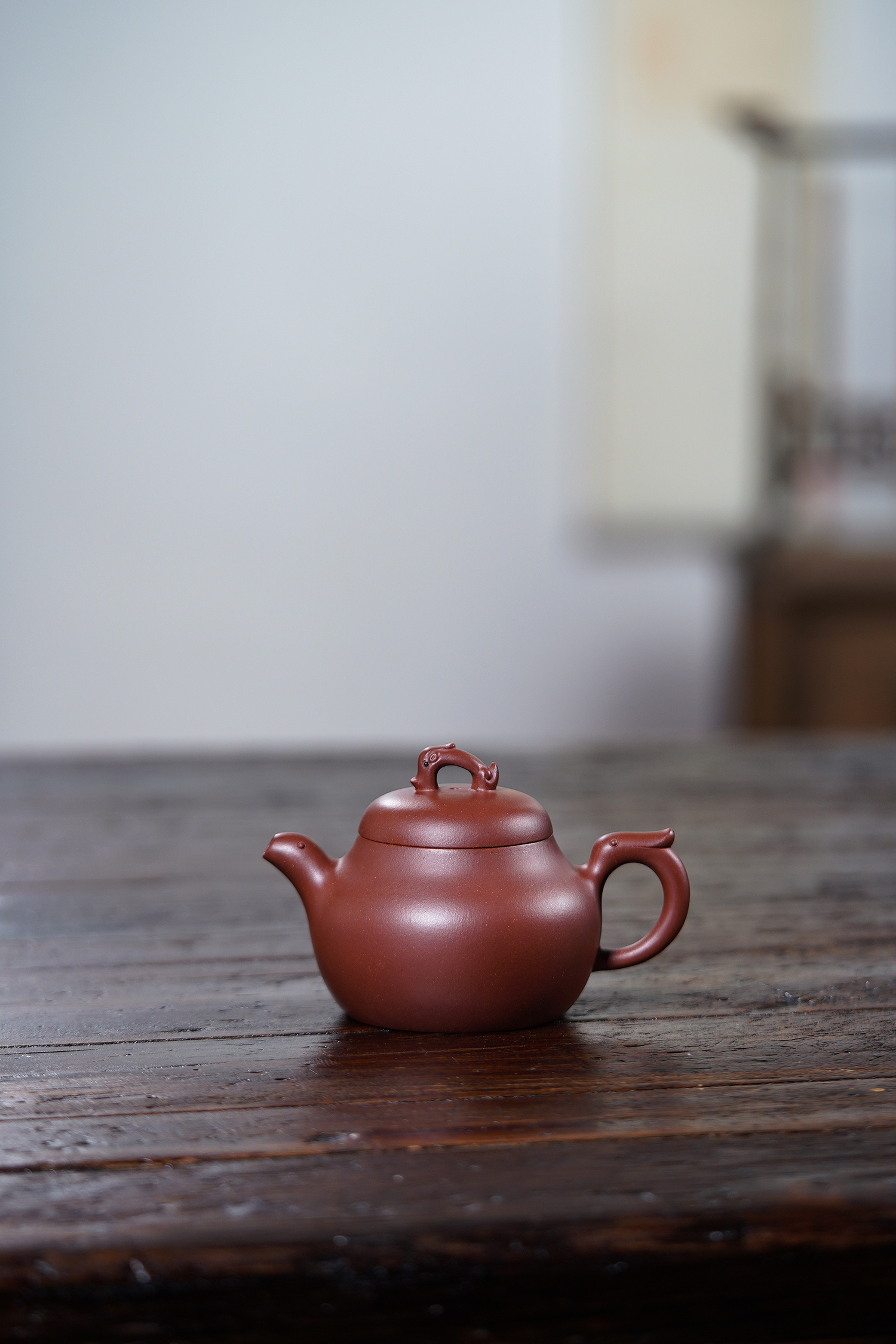 龙吟宜兴原矿紫砂壶五号井底槽清泥料丁亦琴手工制作190CC Longyin Yixing Original Ore Purple Clay Teapot No. 5 Well Bottom Slot Clear Clay Material, Handmade by Ding Yiqin, 190CC