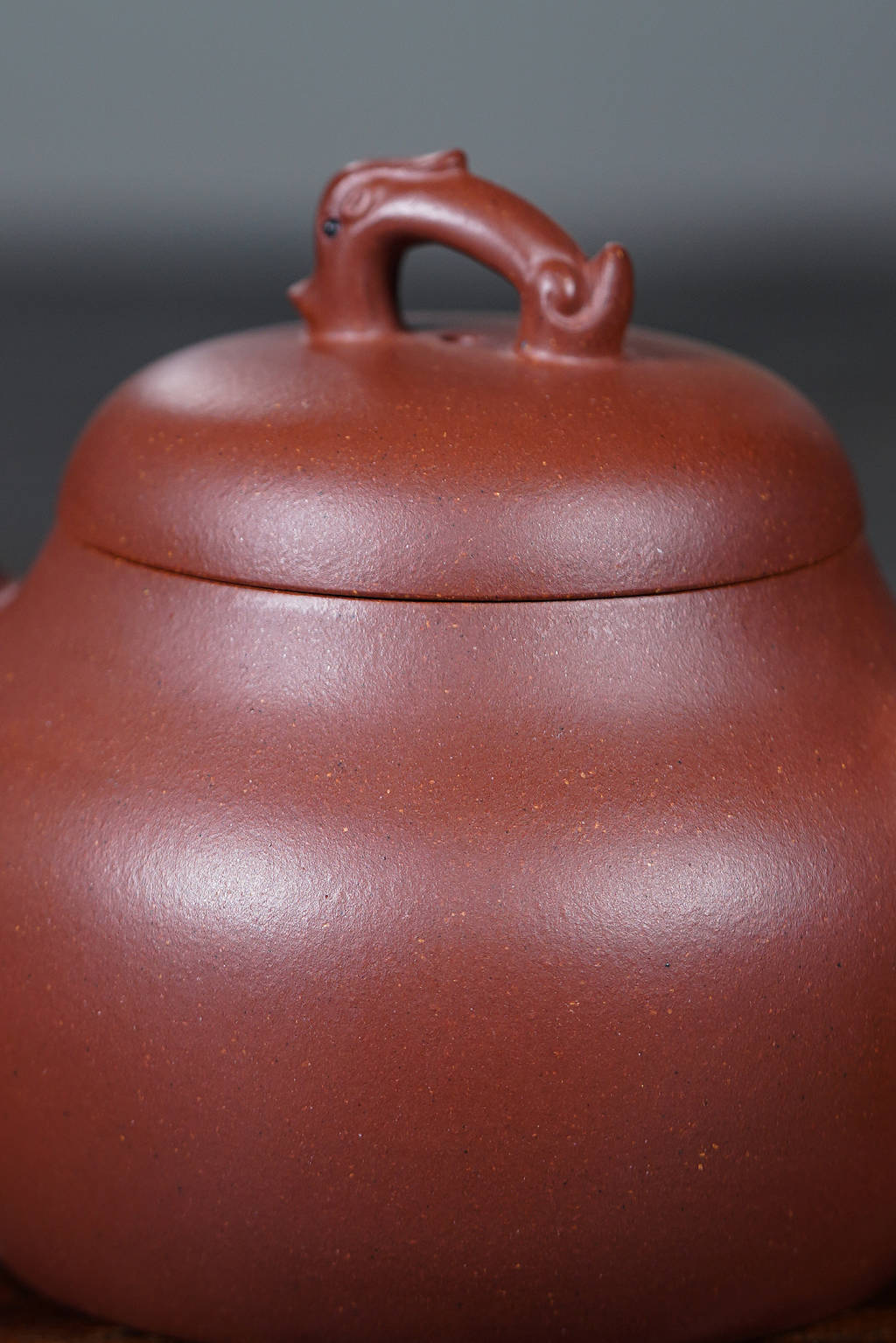 龙吟宜兴原矿紫砂壶五号井底槽清泥料丁亦琴手工制作190CC Longyin Yixing Original Ore Purple Clay Teapot No. 5 Well Bottom Slot Clear Clay Material, Handmade by Ding Yiqin, 190CC