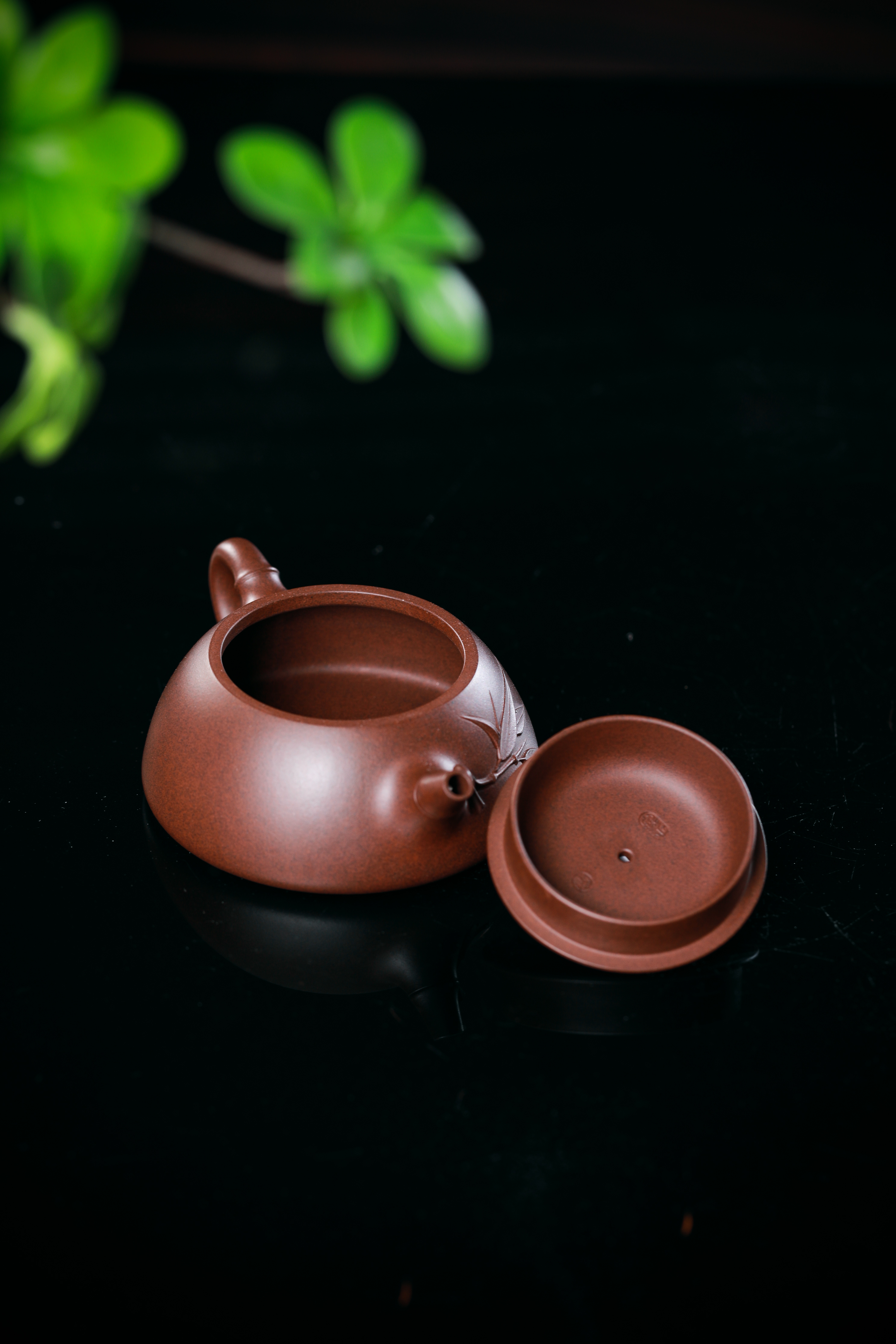 石瓢竹宜兴原矿紫砂壶铁星泥泥料丁亦琴手工制作180CC Shípiao Bamboo Yixing Original Mine Purple Clay Teapot, Iron Star Clay Material, Handmade by Ding Yiqin, 180CC