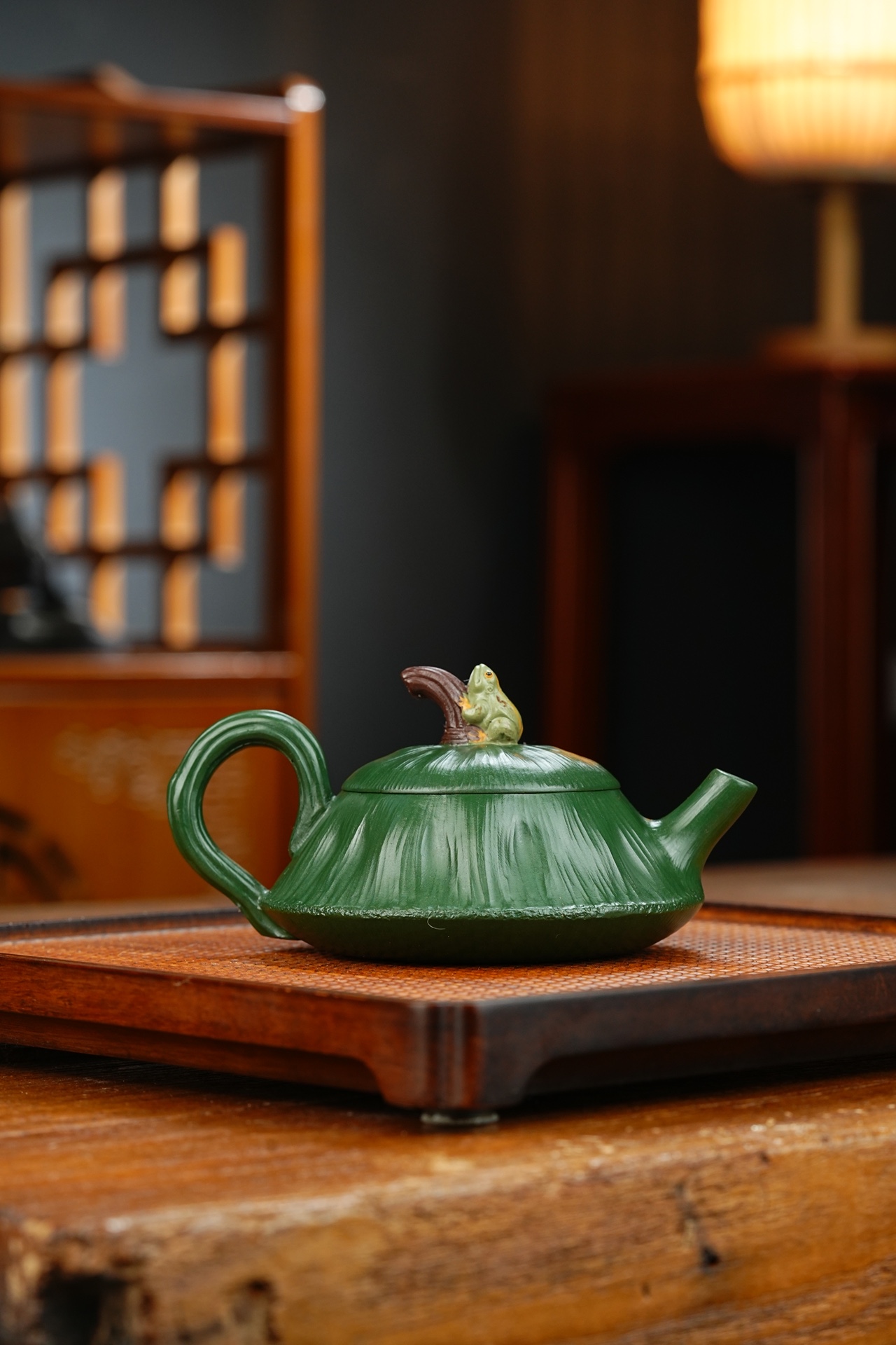蛙趣莲蓬宜兴紫砂壶原矿绿泥泥料220CC Frog Fun Lotus Pod Yixing Zisha Teapot Original Ore Green Clay Material 220CC