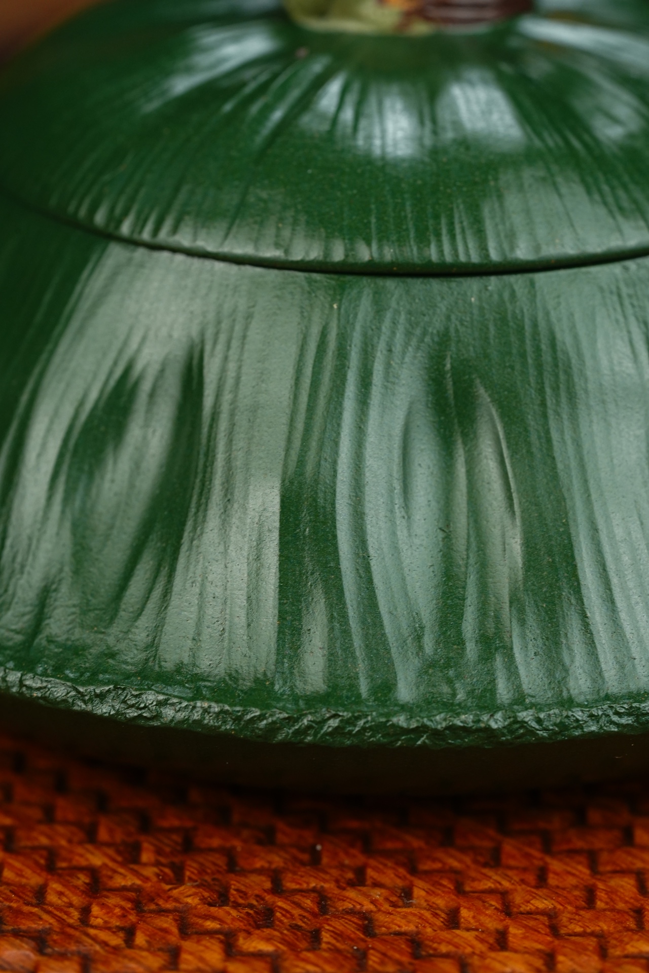 蛙趣莲蓬宜兴紫砂壶原矿绿泥泥料220CC Frog Fun Lotus Pod Yixing Zisha Teapot Original Ore Green Clay Material 220CC