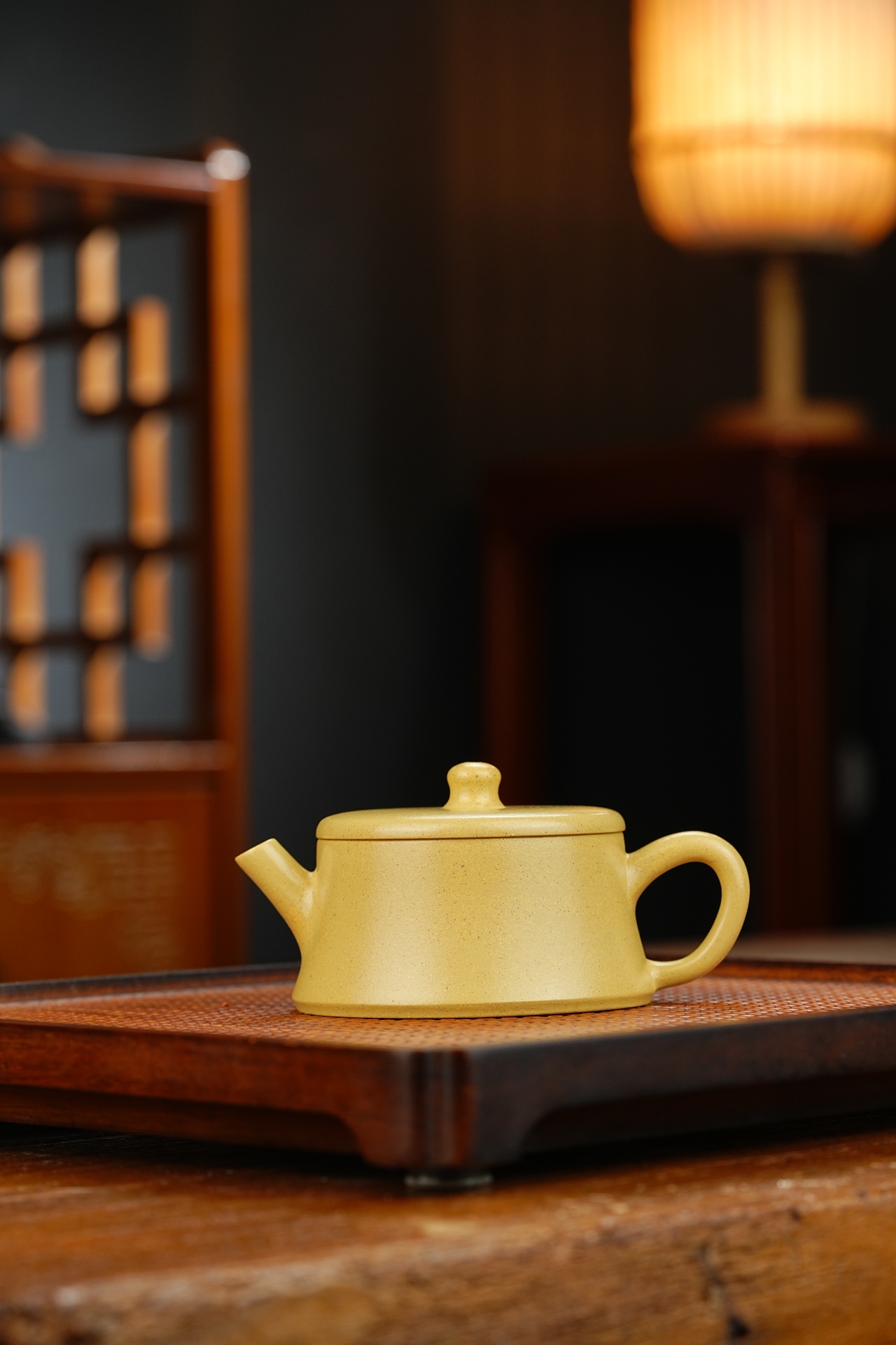 云柱宜兴紫砂壶原矿本山绿泥泥料130CC Yunzhù Yixing Zisha Teapot Original Mine Benshan Green Clay Material 130CC