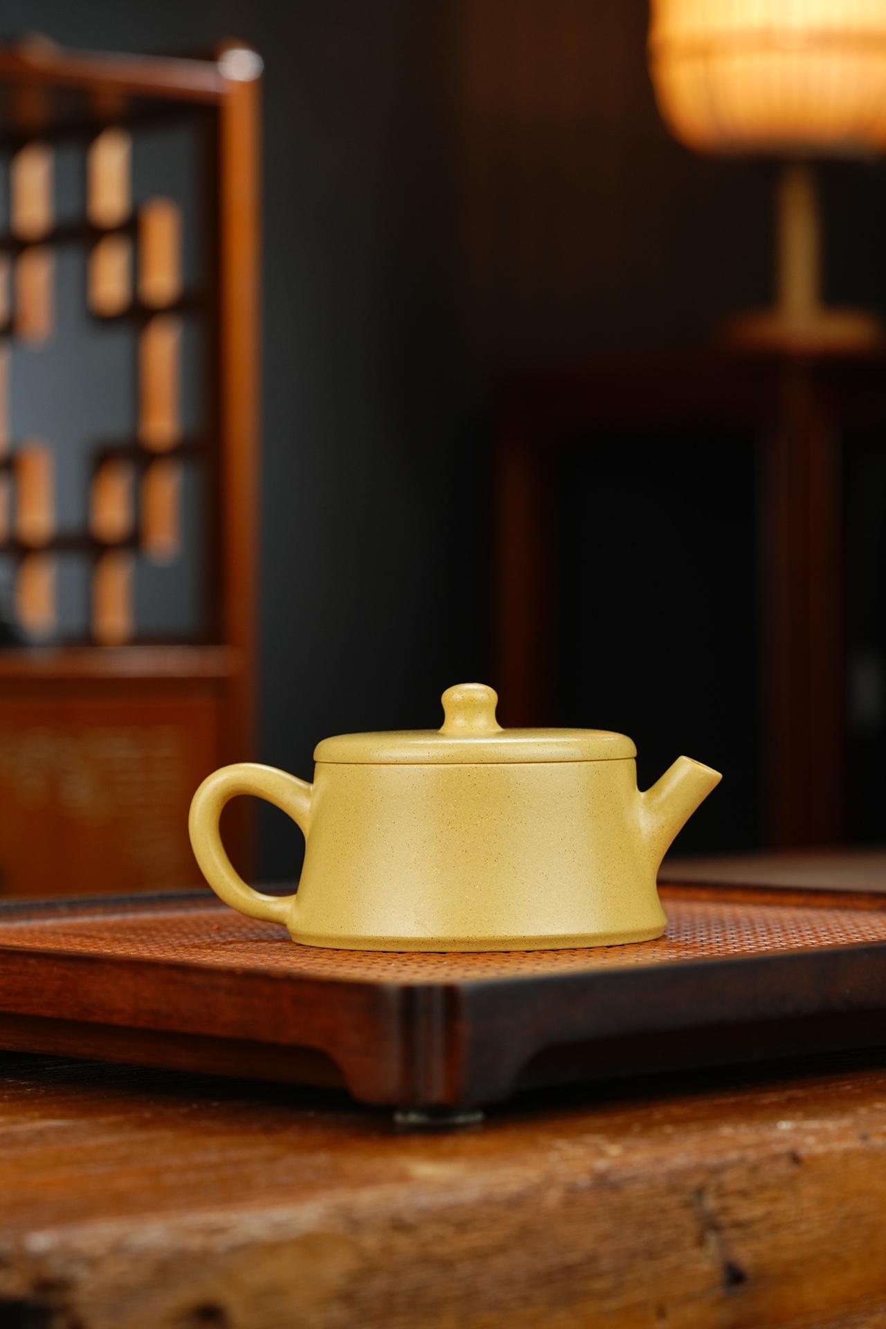 云柱宜兴紫砂壶原矿本山绿泥泥料130CC Yunzhù Yixing Zisha Teapot Original Mine Benshan Green Clay Material 130CC