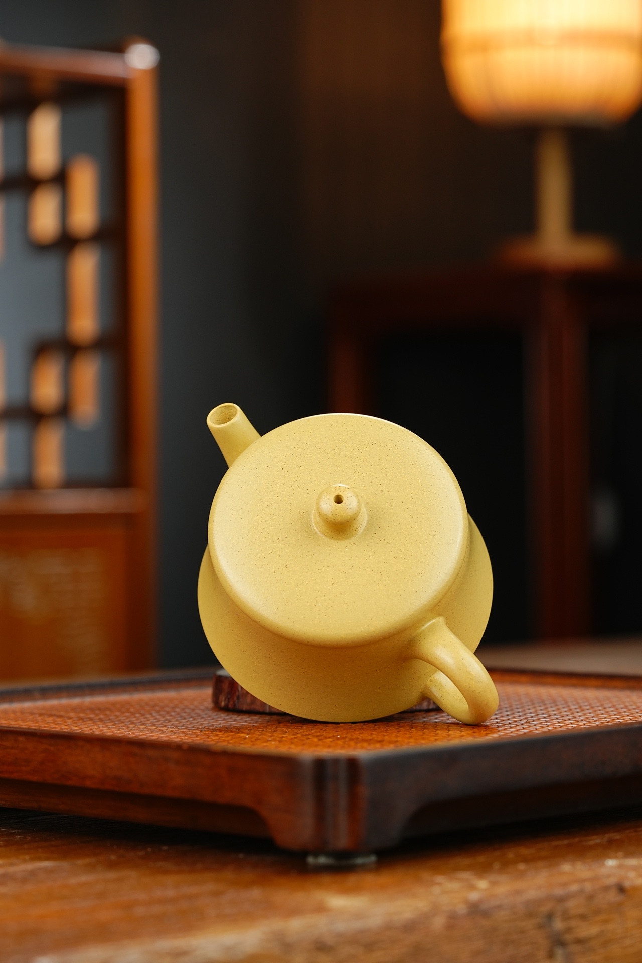 云柱宜兴紫砂壶原矿本山绿泥泥料130CC Yunzhù Yixing Zisha Teapot Original Mine Benshan Green Clay Material 130CC