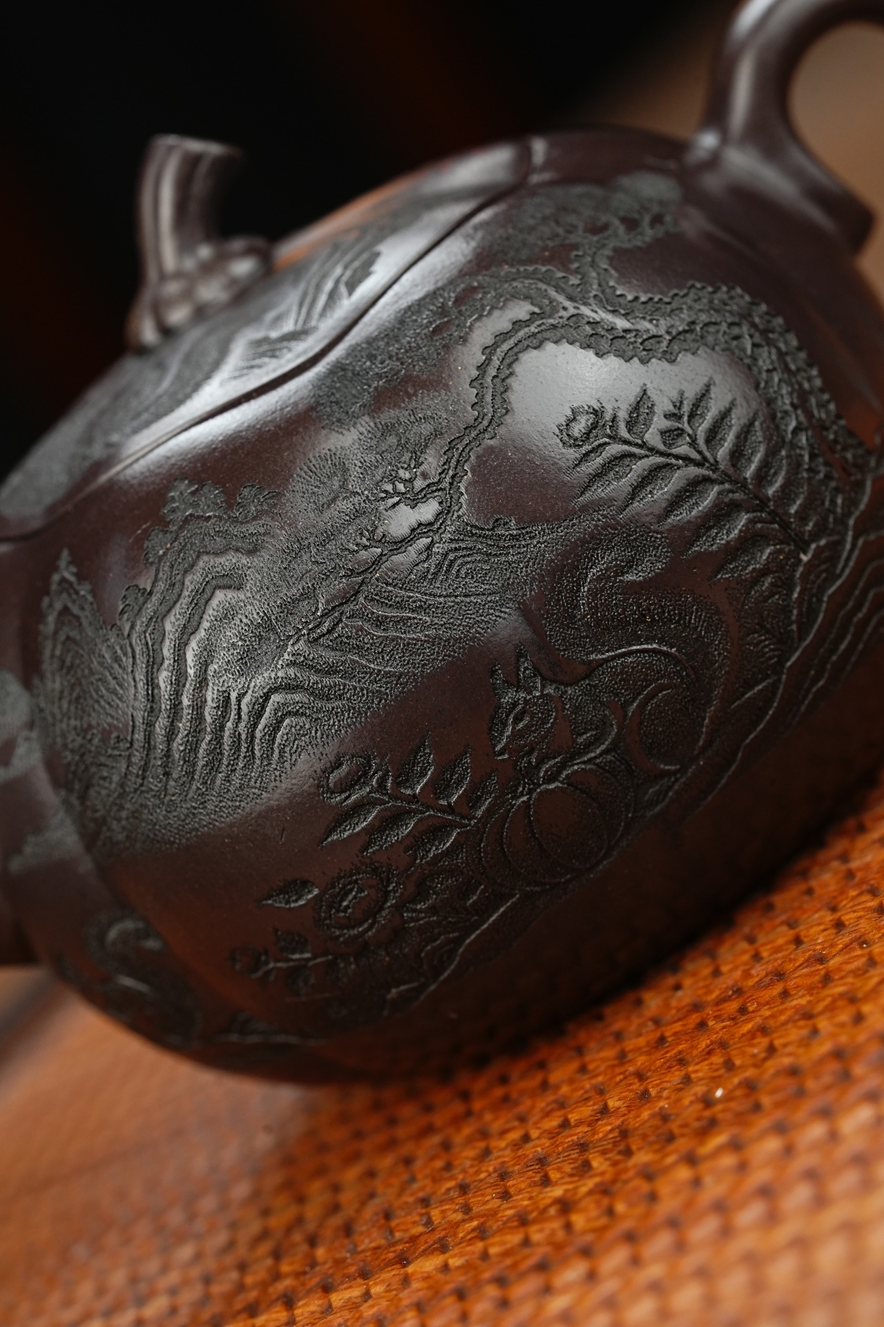 瓜趣宜兴紫砂壶原矿老紫泥泥料240CC Guaqu Yixing Zisha Teapot Original Ore Old Purple Clay Material 240CC